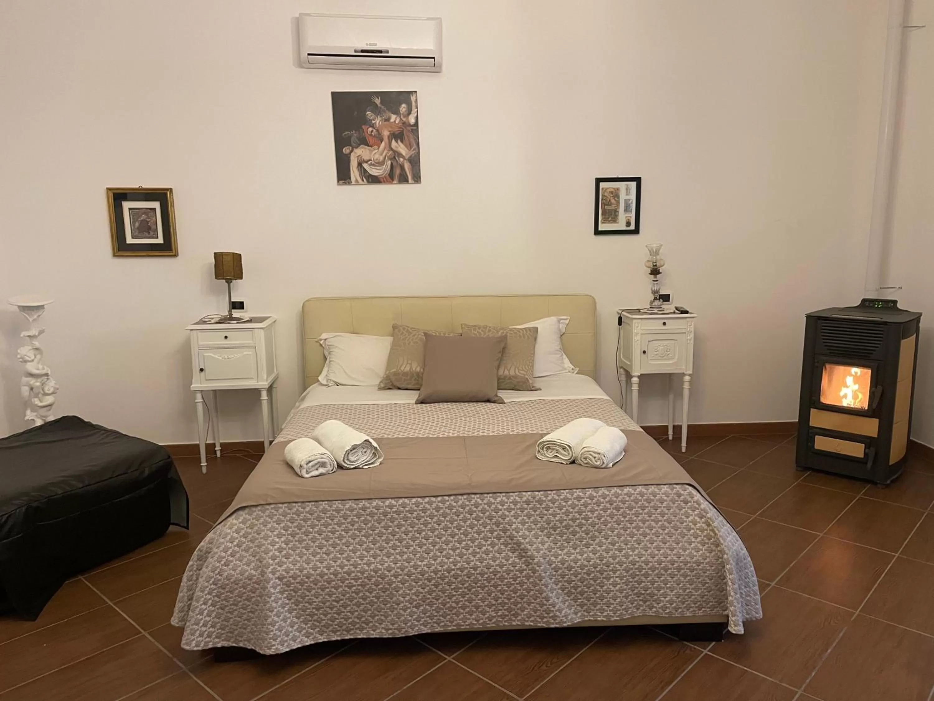 Bed in B&B Barletta Acasamia con Parcheggio Privato