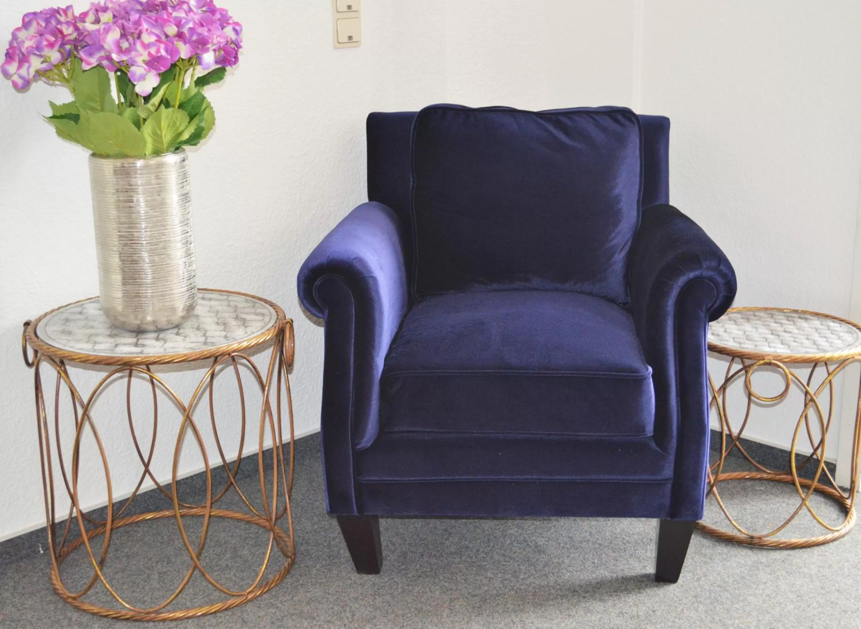 Seating Area in Pallas Hotel