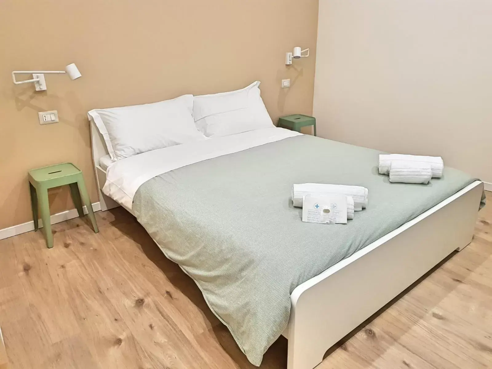 Budget Double Room in B&B Gisira Budget Double Room in B&B Gisira