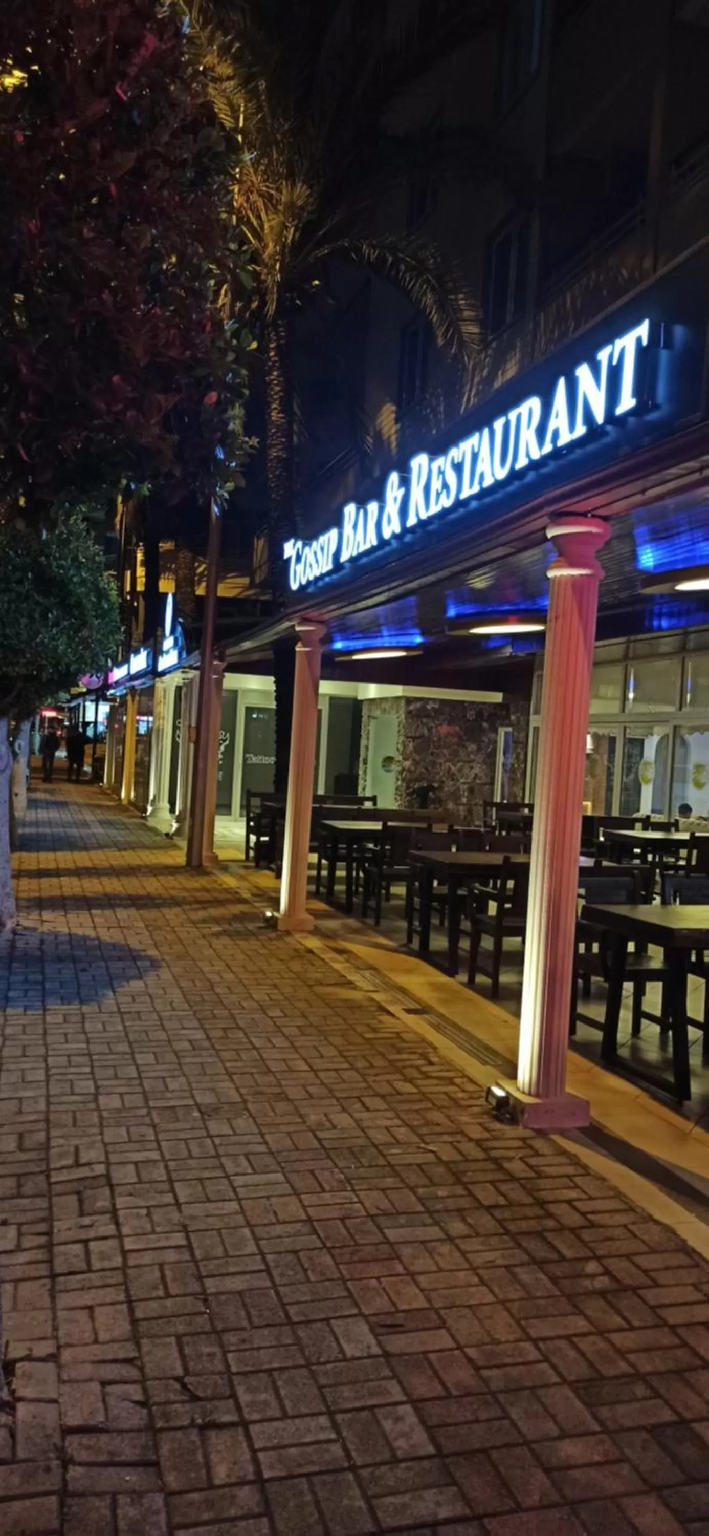 Restaurant/places to eat in Cleopatra Ada Apart