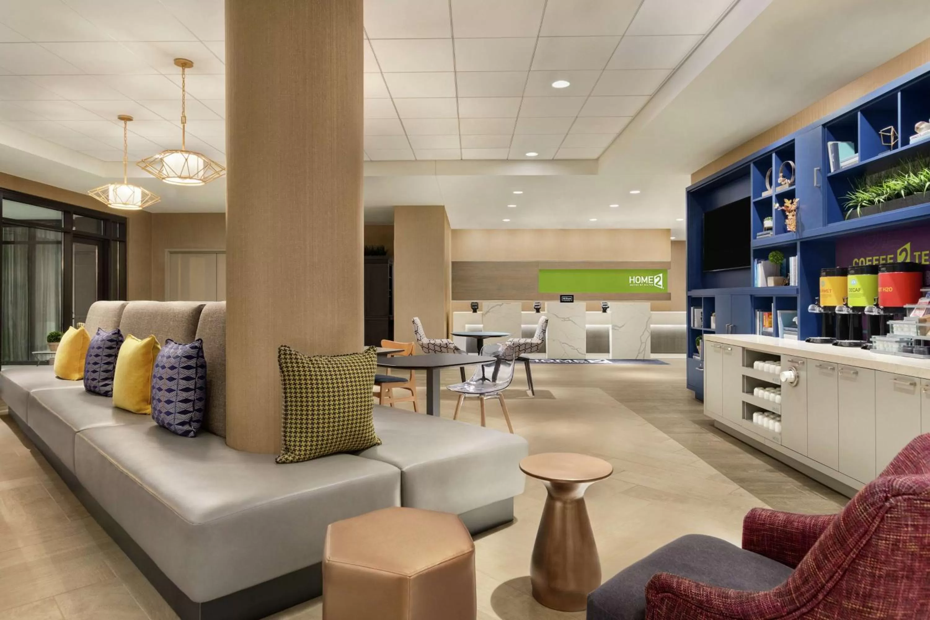 Lobby or reception in Home2 Suites By Hilton Chicago River North
