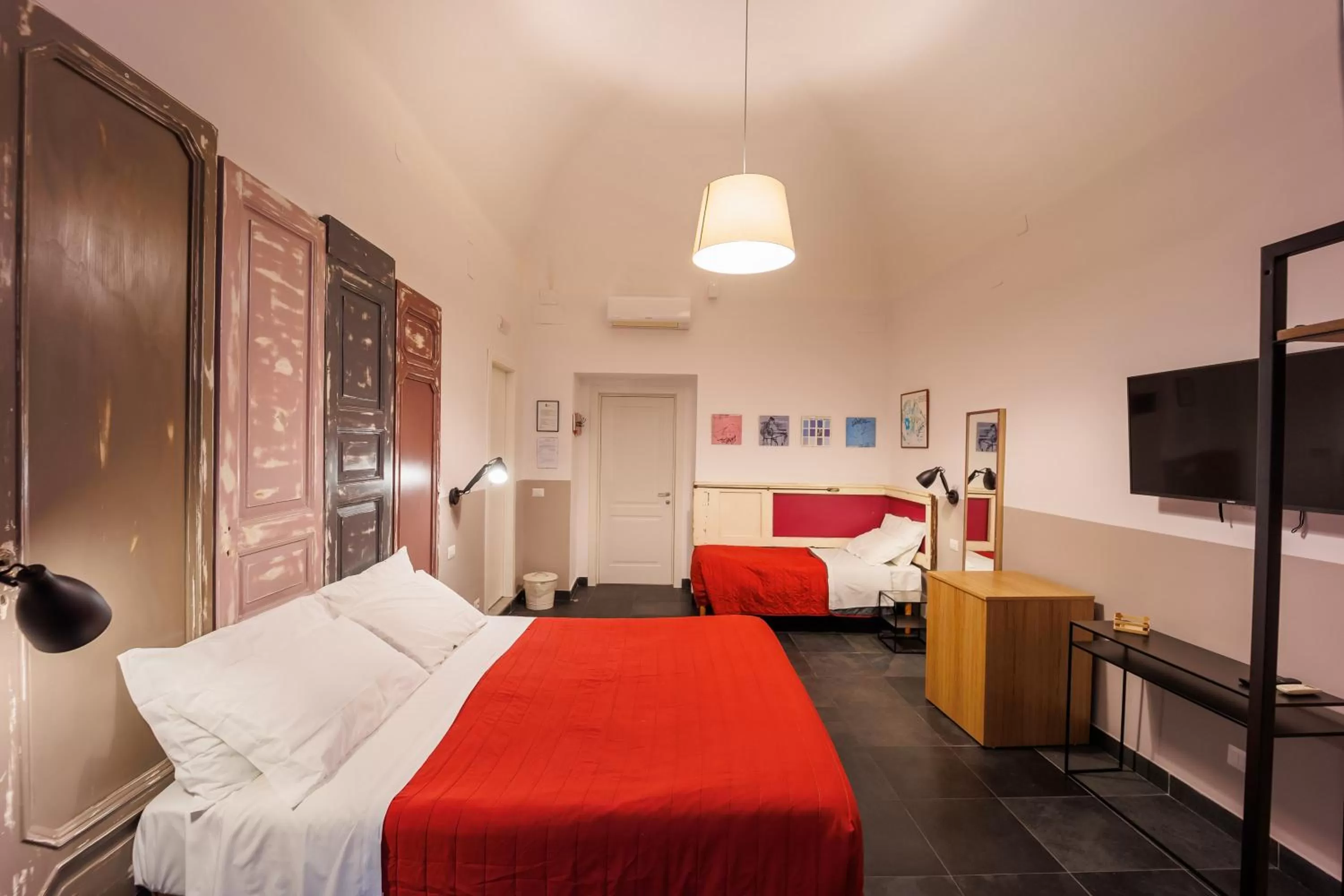 Bedroom, Bed in The Bellini House by House In Naples