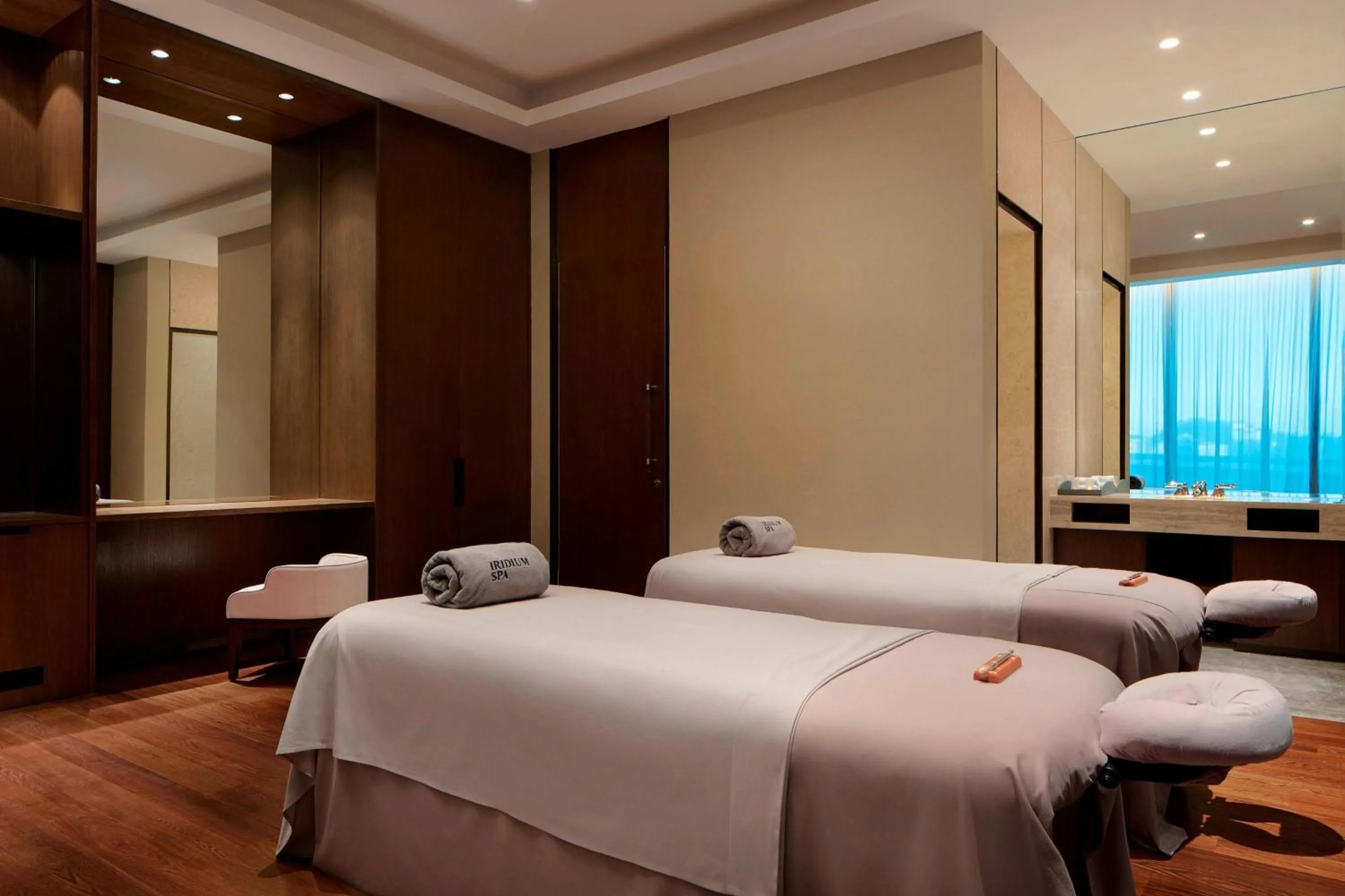 Spa and wellness centre/facilities, Bed in The St. Regis Kuala Lumpur