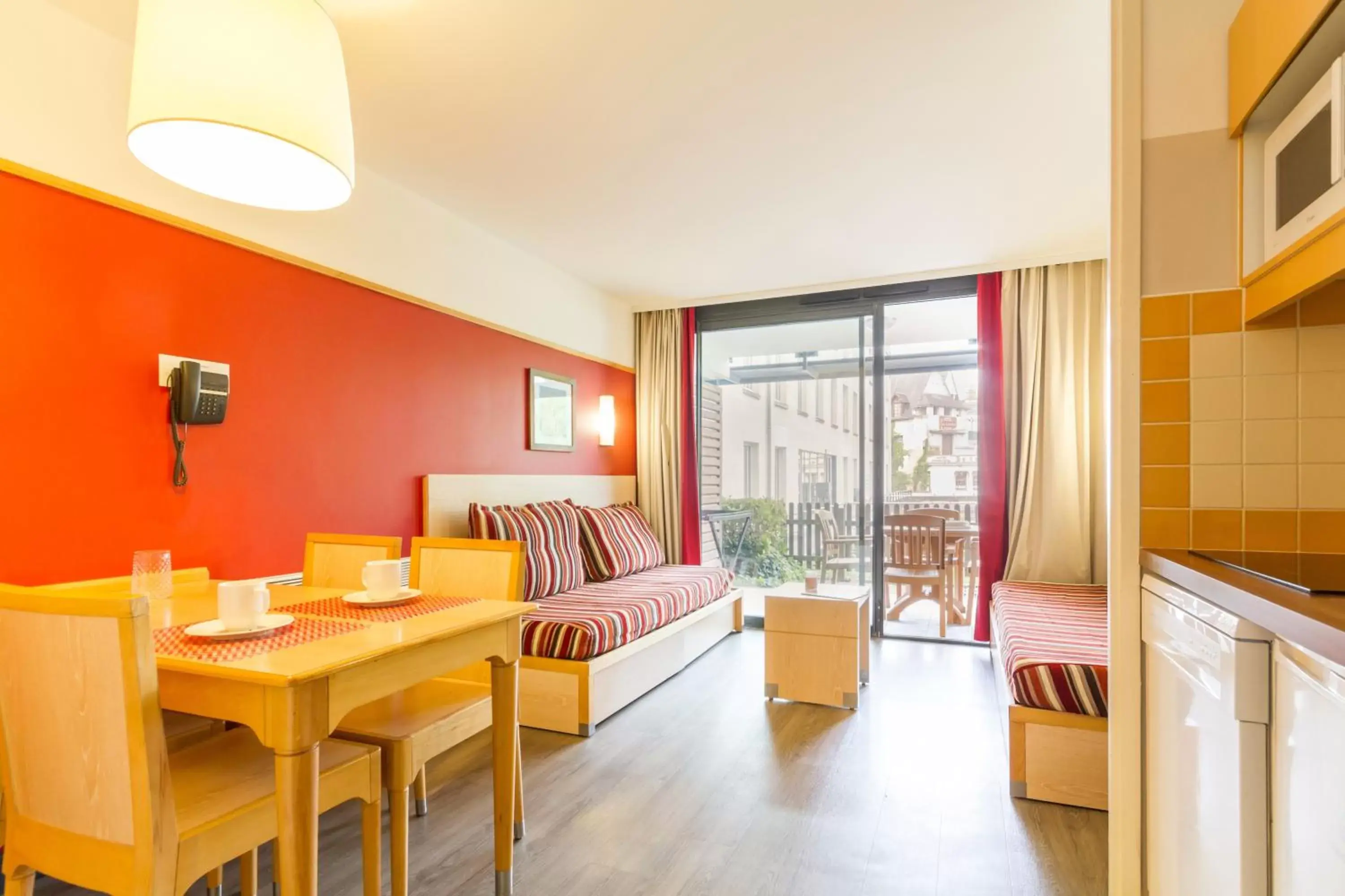 Studio with Sleeping Alcove and Terrace (4 People) in Pierre & Vacances Le Moulin des Cordeliers Studio with Sleeping Alcove and Terrace (4 People) in Pierre & Vacances Le Moulin des Cordeliers