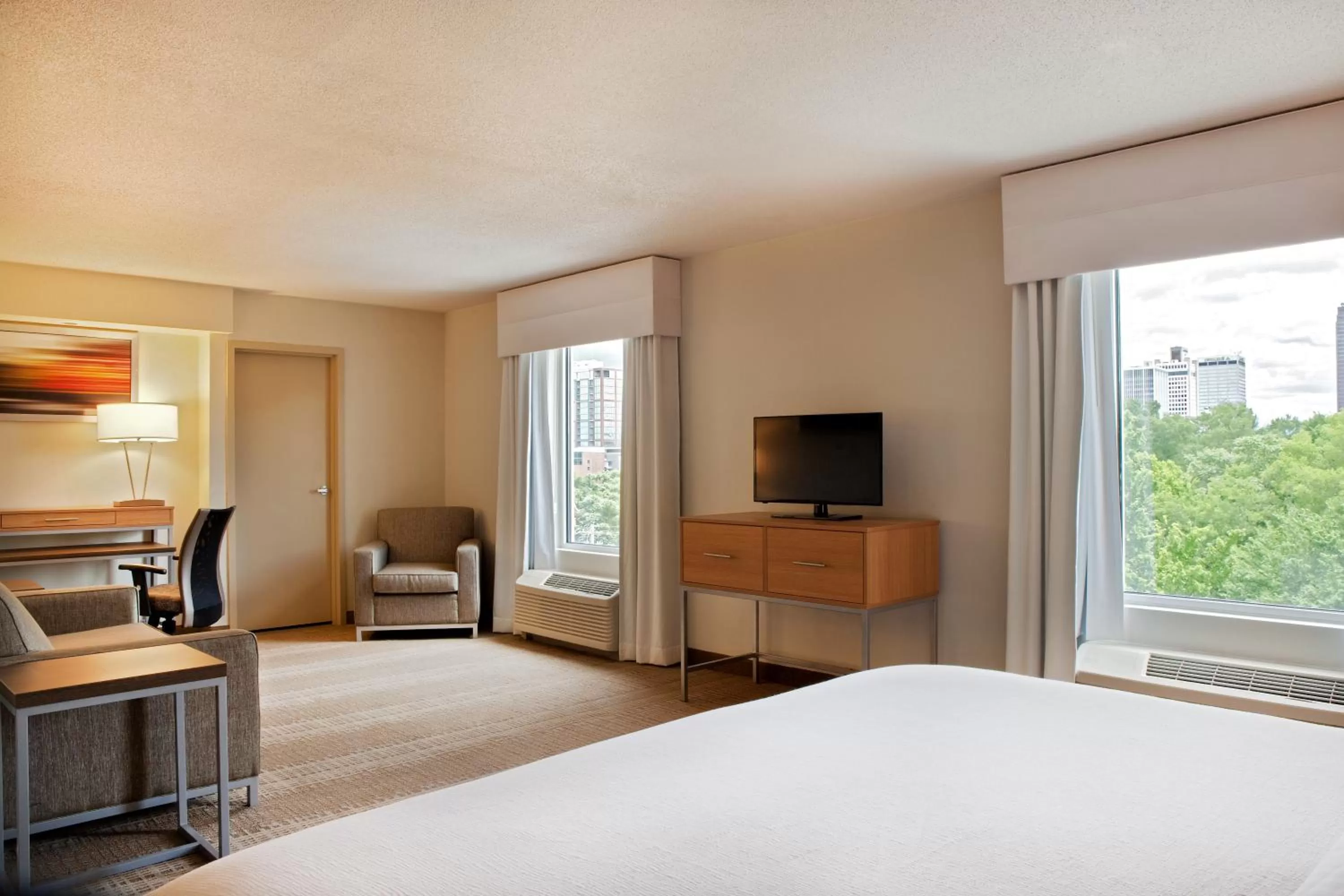 Bed in Holiday Inn Little Rock-Presidential-Downtown by IHG