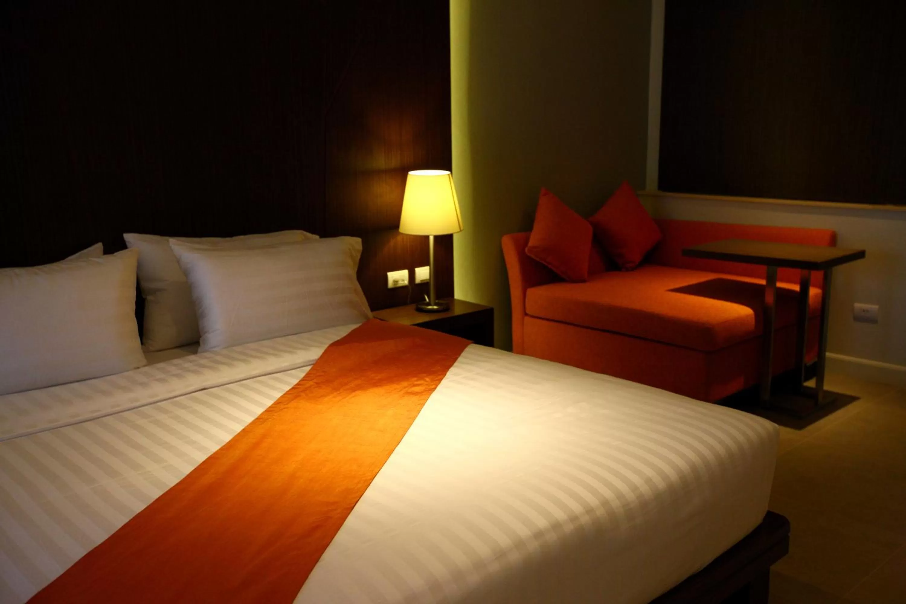 Superior Double Room in Season Five Hotel