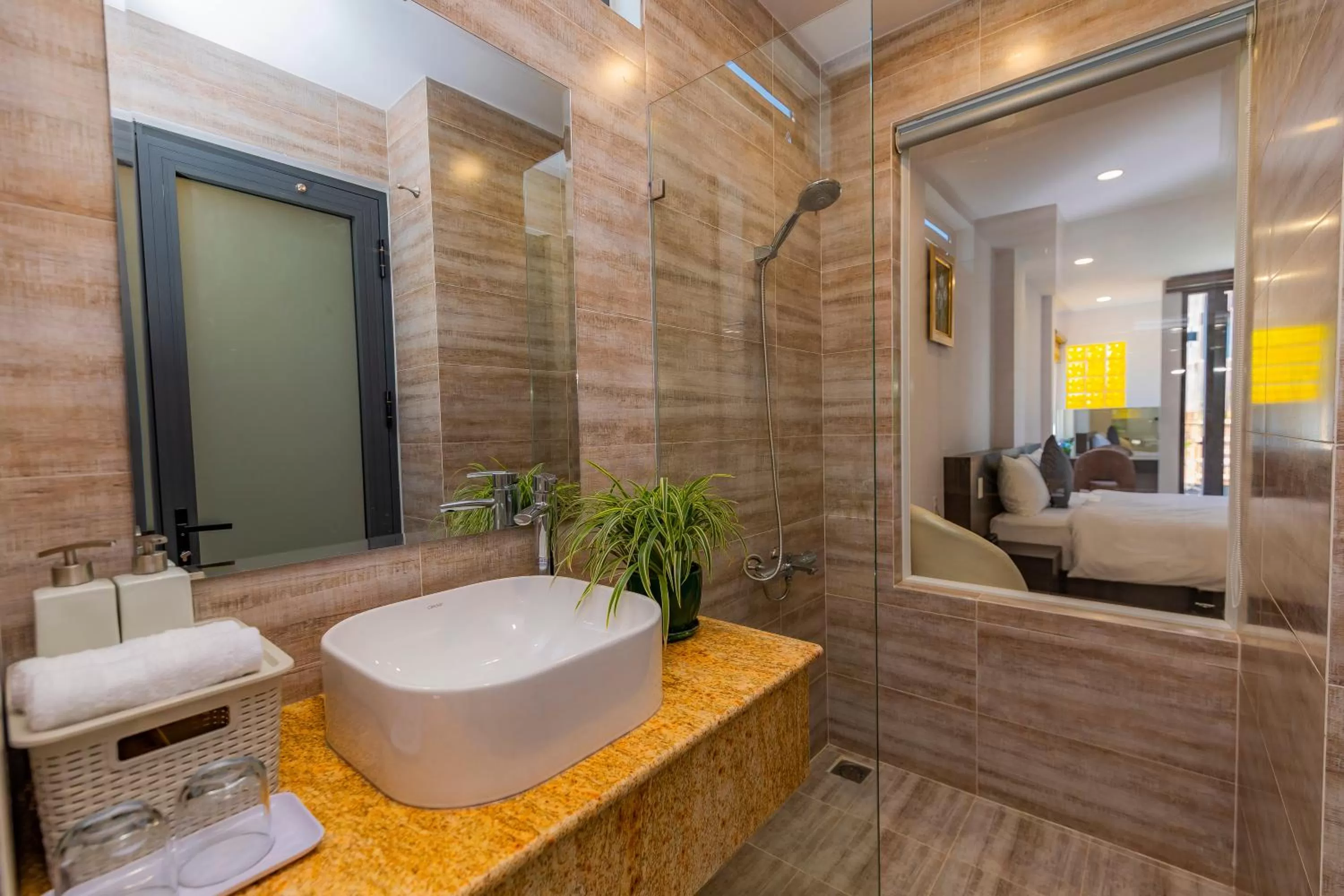 Bathroom in Khanh Uyen 3 Hotel