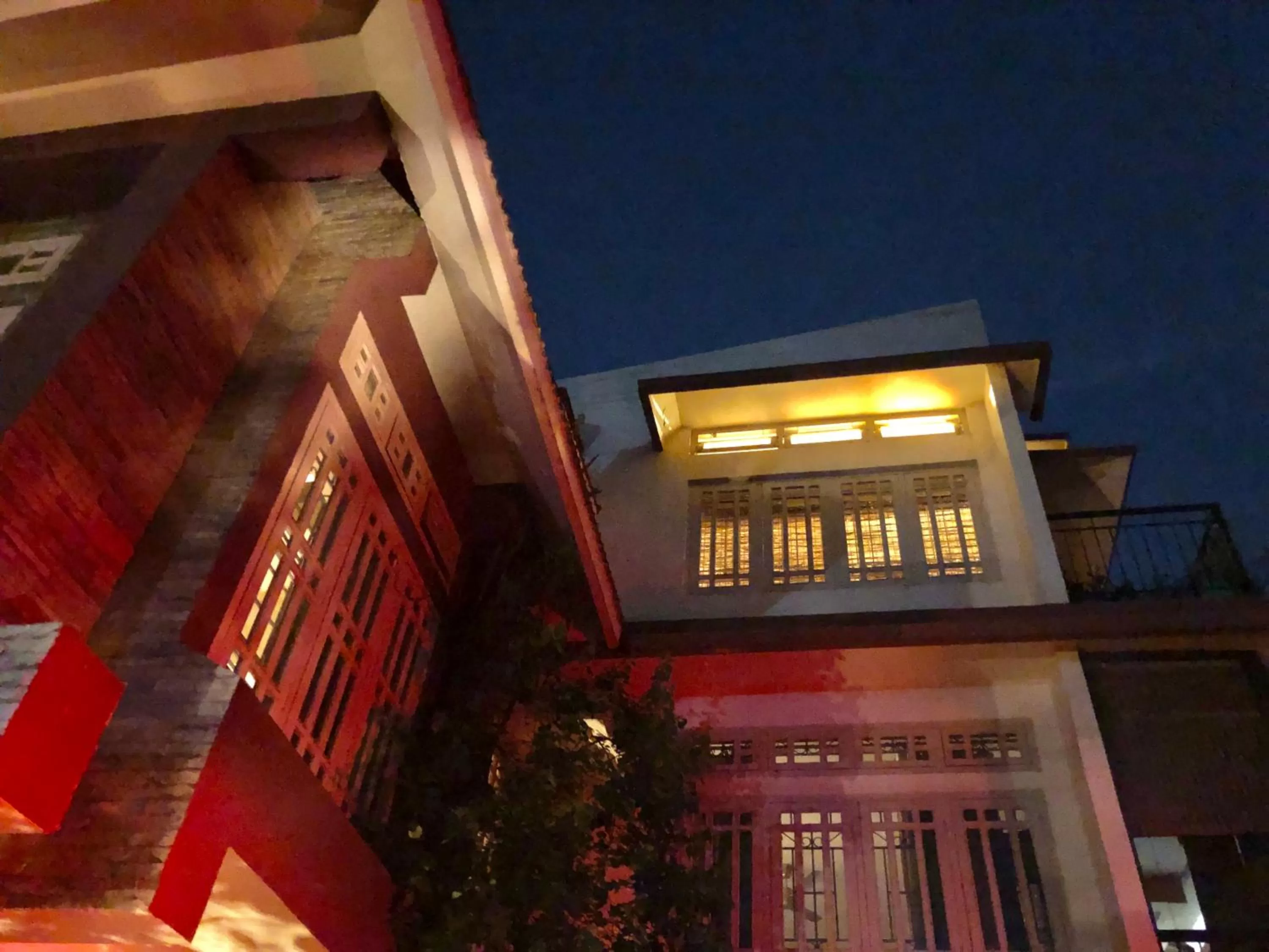 Property Building in Bougainvillea