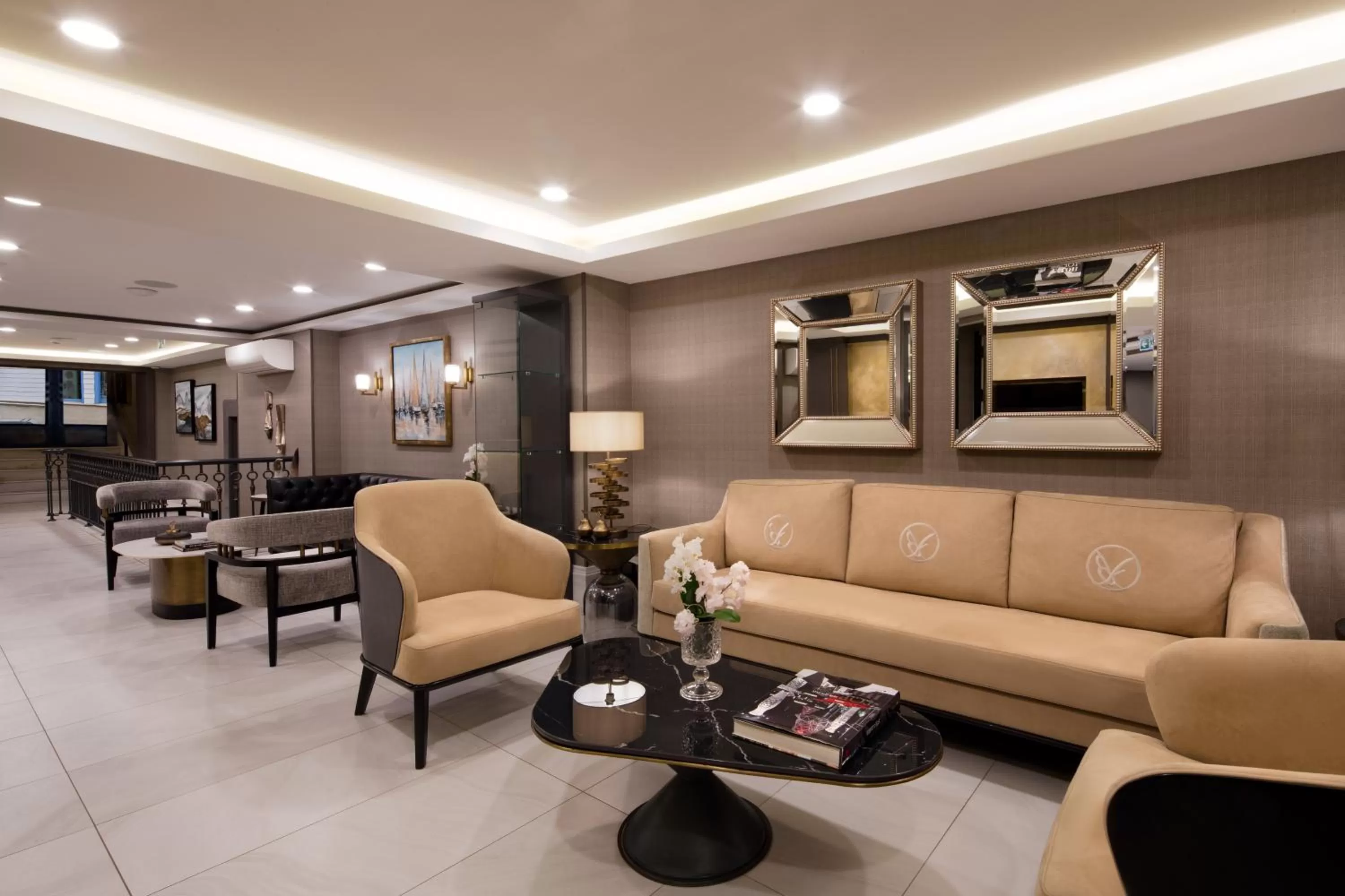 Lobby or reception in Mula Hotel