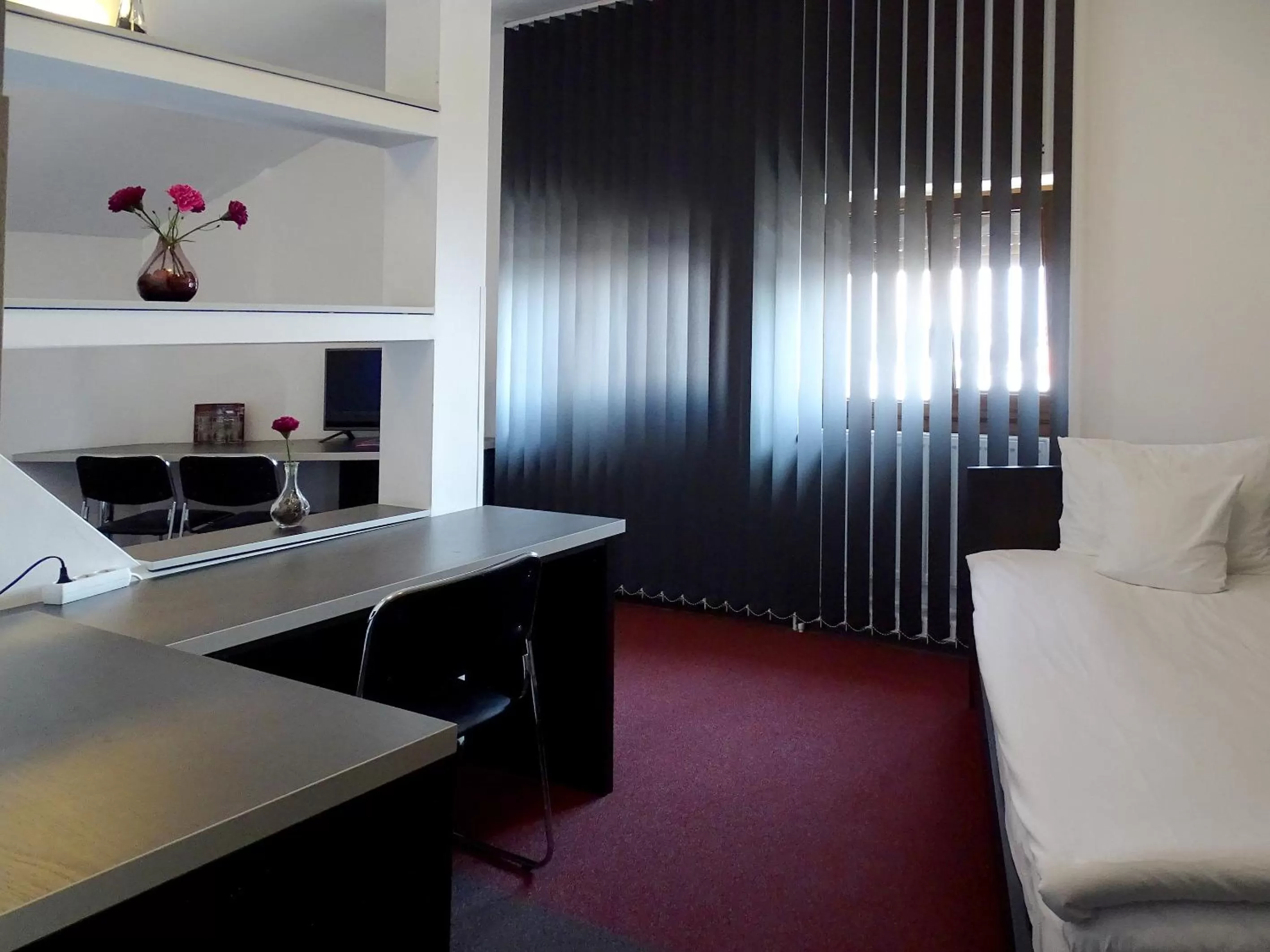 Photo of the whole room in Prince Hotel