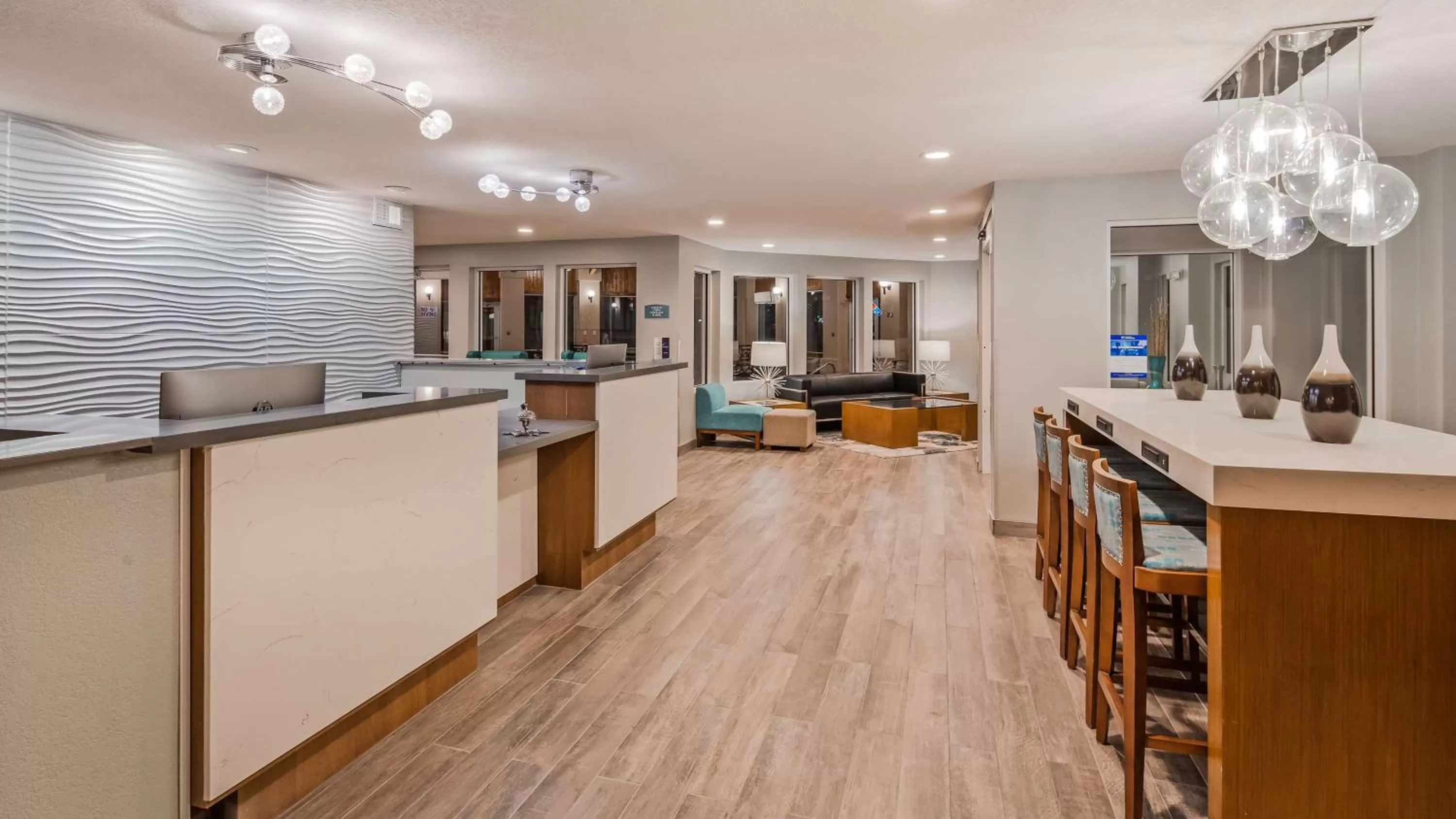 Lobby or reception in Best Western DeWitt