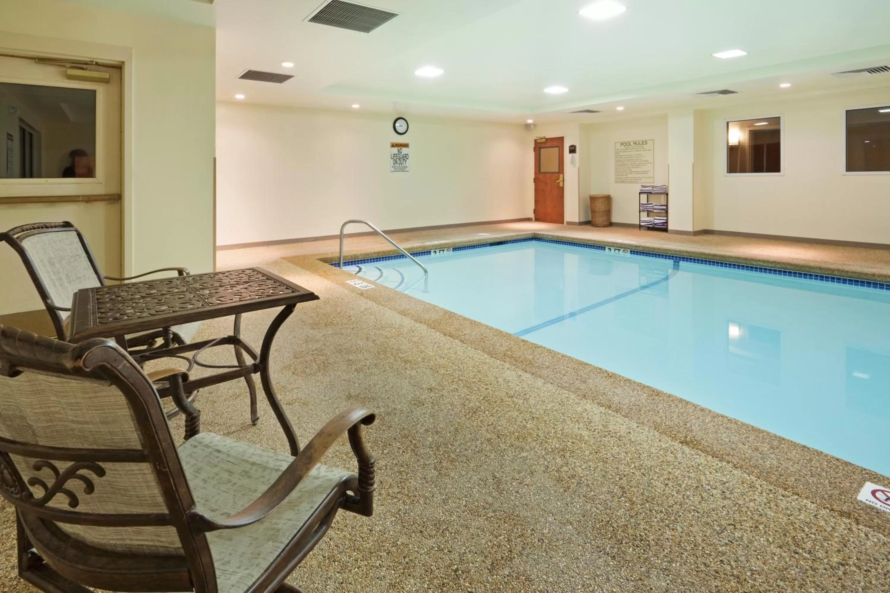 Swimming pool in Holiday Inn Express Hotel & Suites Freeport by IHG