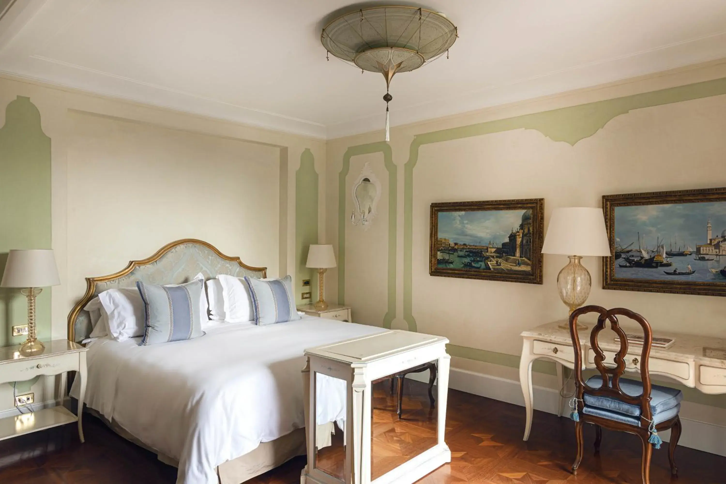 Premium Double or Twin Room with Balcony and Lagoon View in Hotel Cipriani, A Belmond Hotel, Venice Premium Double or Twin Room with Balcony and Lagoon View in Hotel Cipriani, A Belmond Hotel, Venice