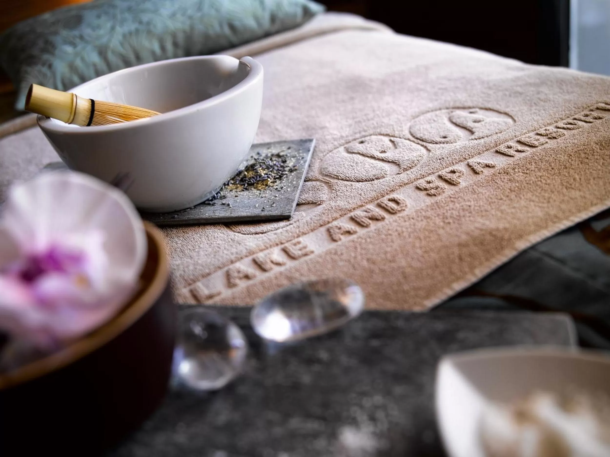 Spa and wellness centre/facilities in Les Trésoms Lake and Spa Resort