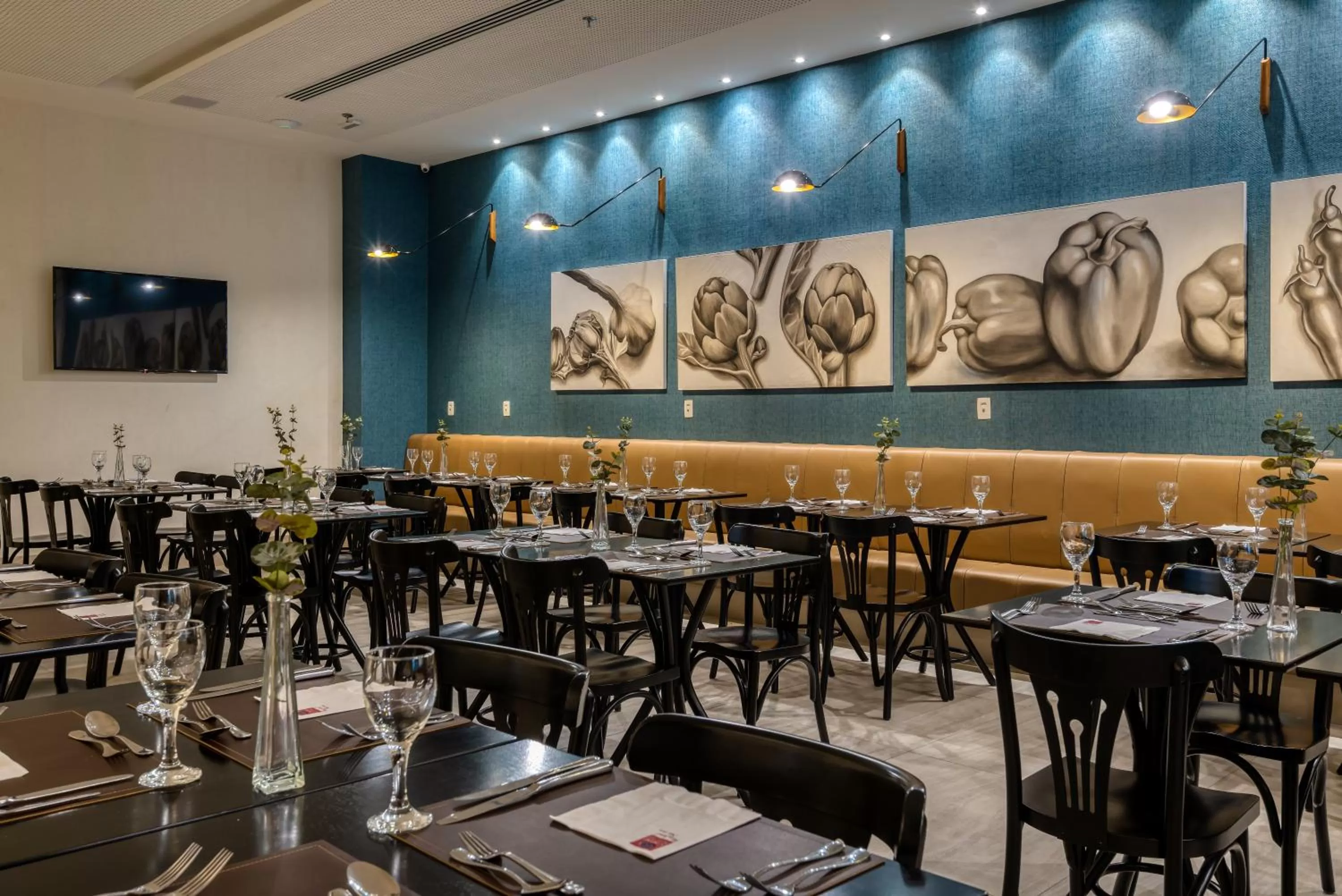 Restaurant/places to eat in Comfort Suítes Vitória