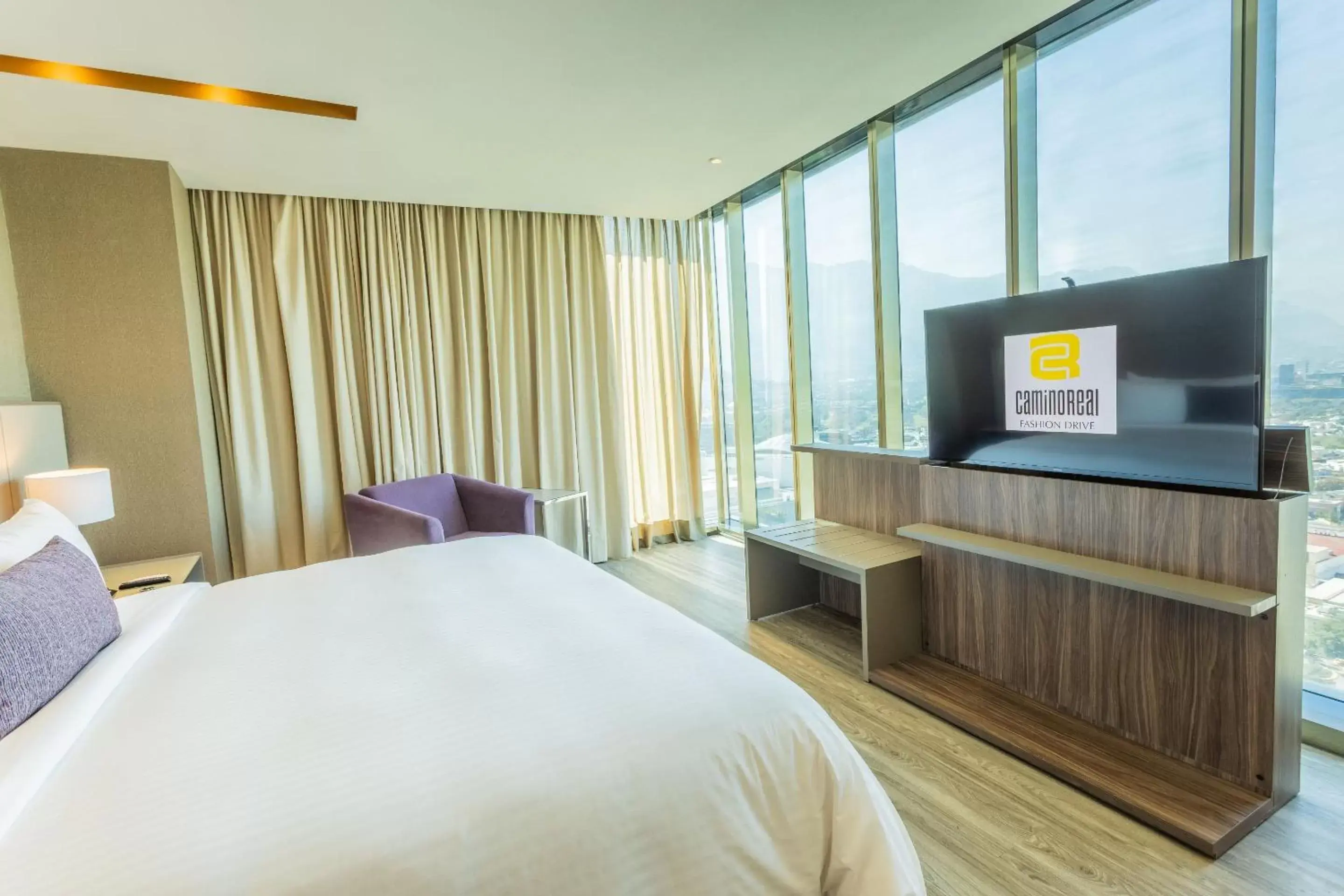 Superior King Suite in Camino Real Fashion Drive Monterrey Superior King Suite in Camino Real Fashion Drive Monterrey