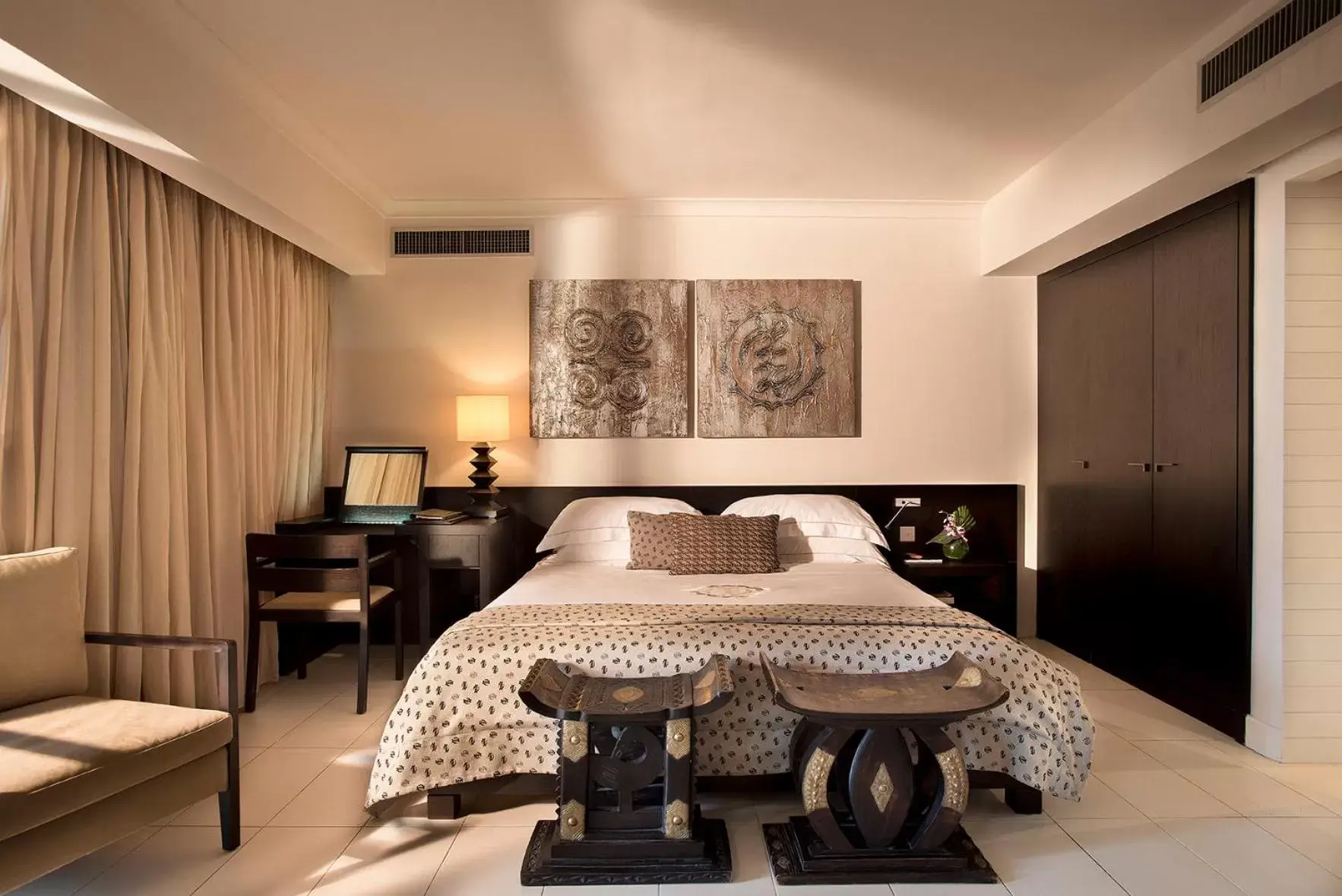 Superior Suite in Labadi Beach Hotel Superior Suite in Labadi Beach Hotel