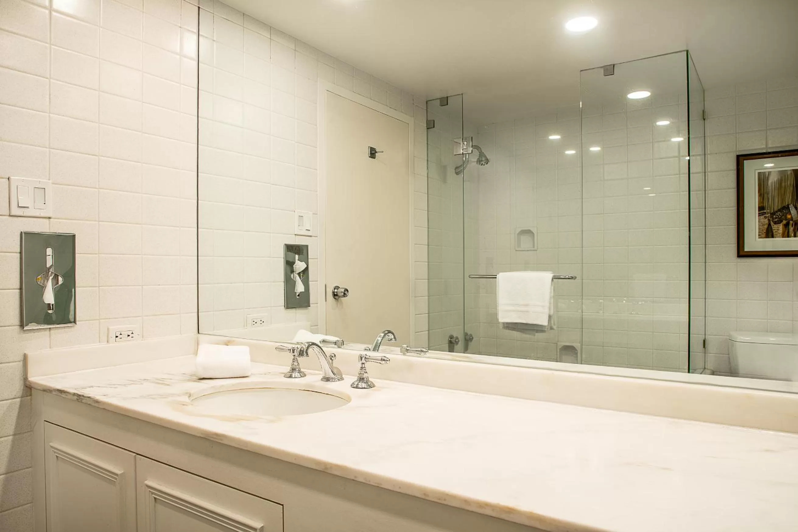 Bathroom in Little America Hotel & Resort Cheyenne