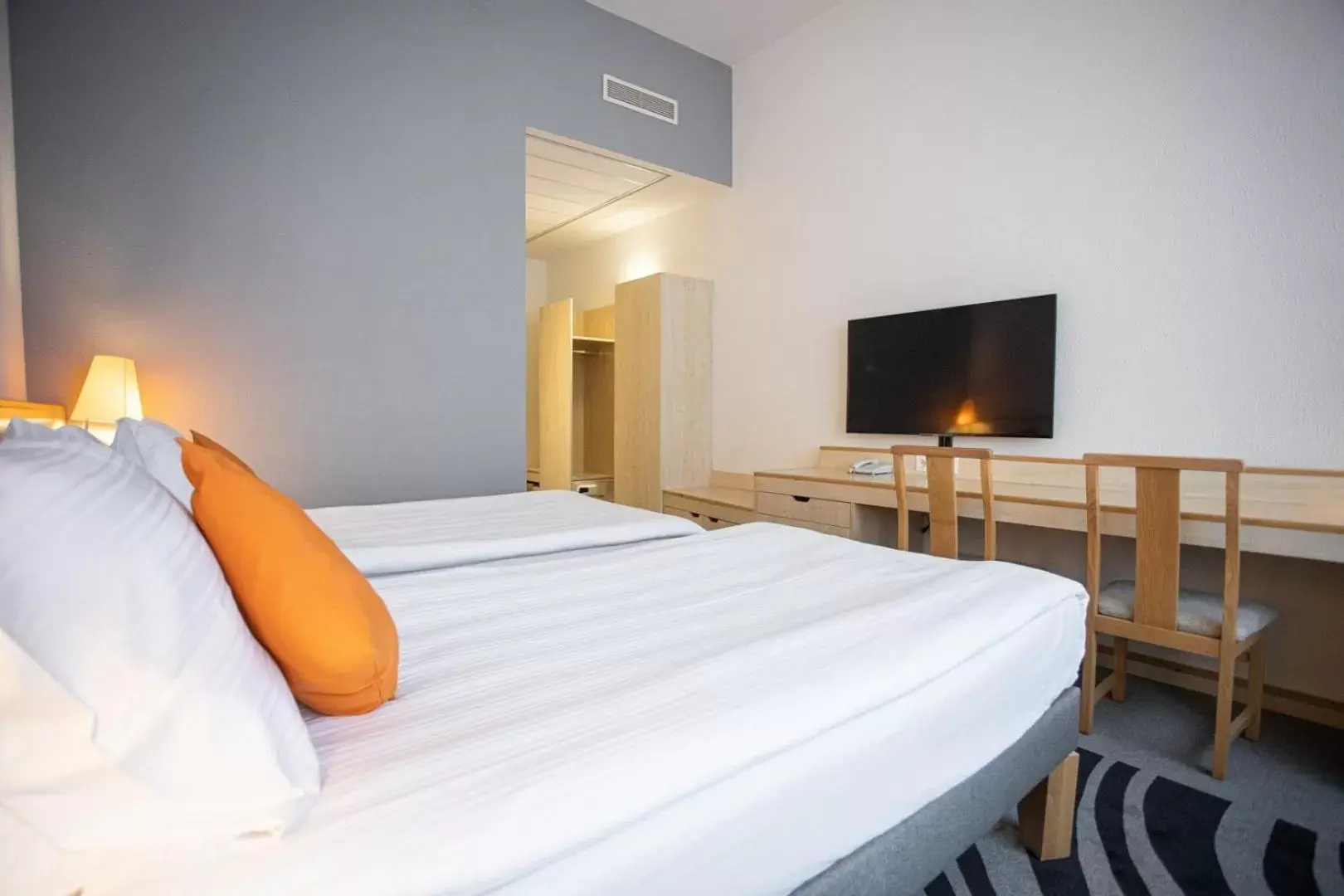 Standard Twin Room - single occupancy in Mövenpick Hotel Budapest Centre Standard Twin Room - single occupancy in Mövenpick Hotel Budapest Centre