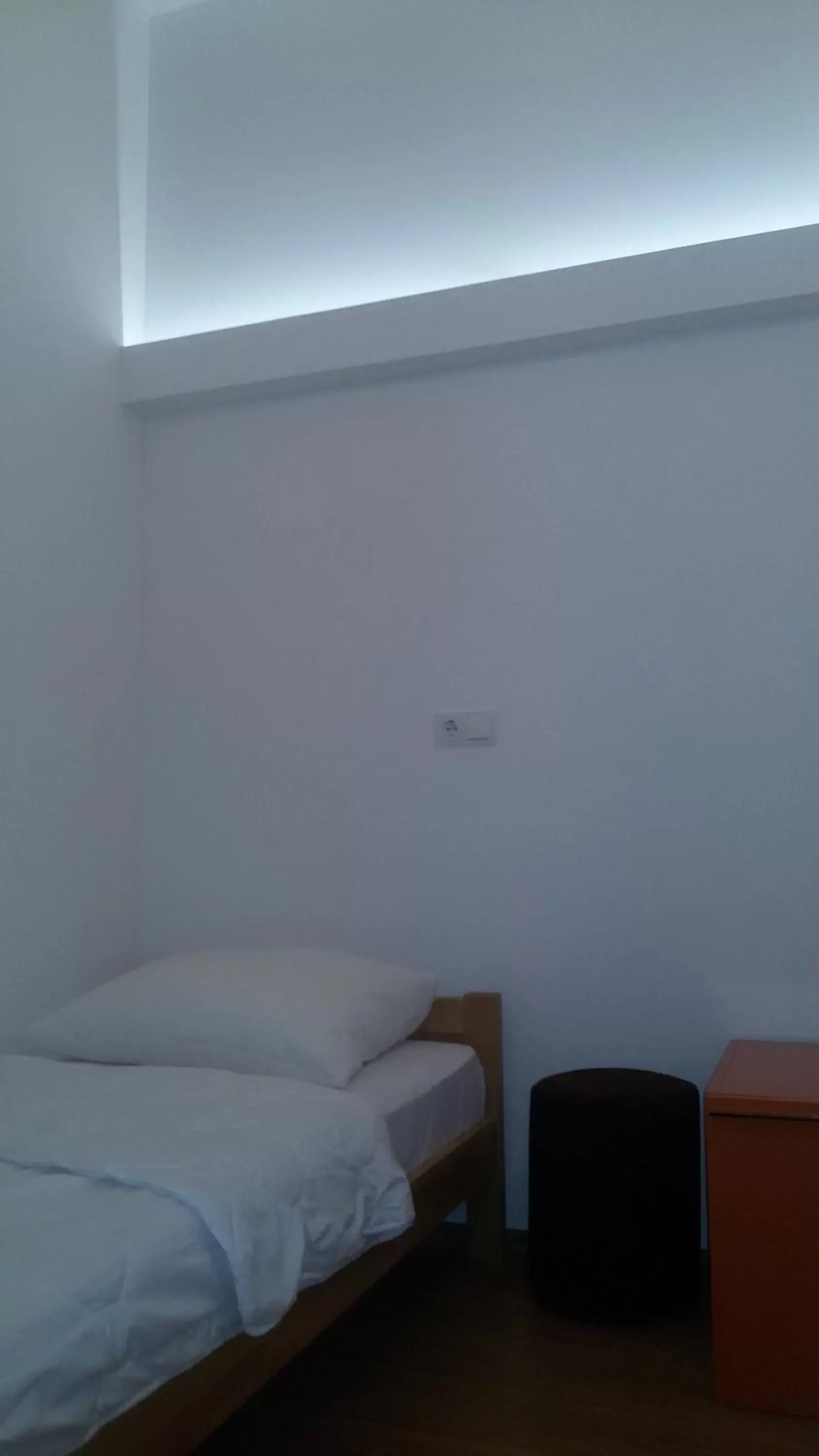 Basic Single Room with Private Bathroom in Motel Maks Basic Single Room with Private Bathroom in Motel Maks