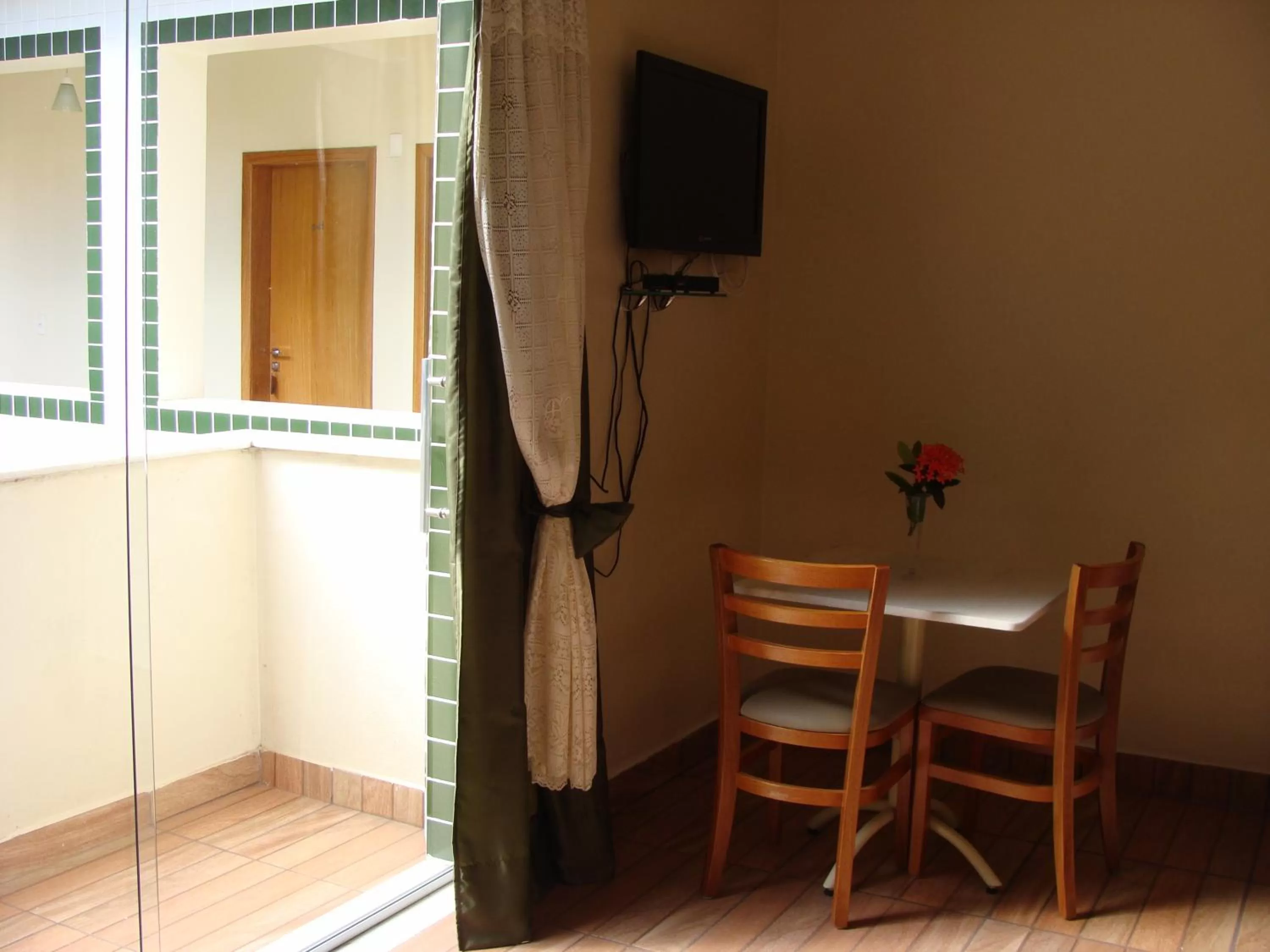 TV/Entertainment Center in Hotel Primavera