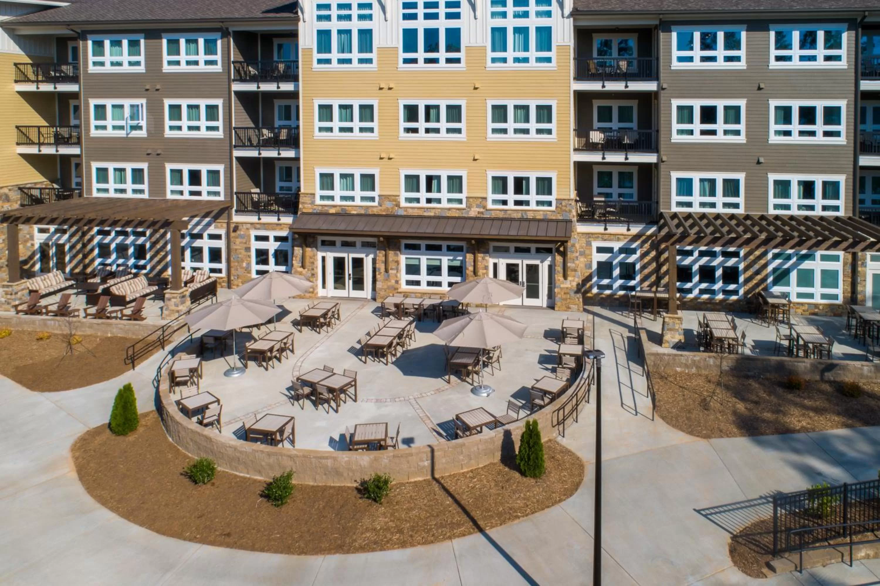 Restaurant/places to eat in Lakeside Lodge Clemson