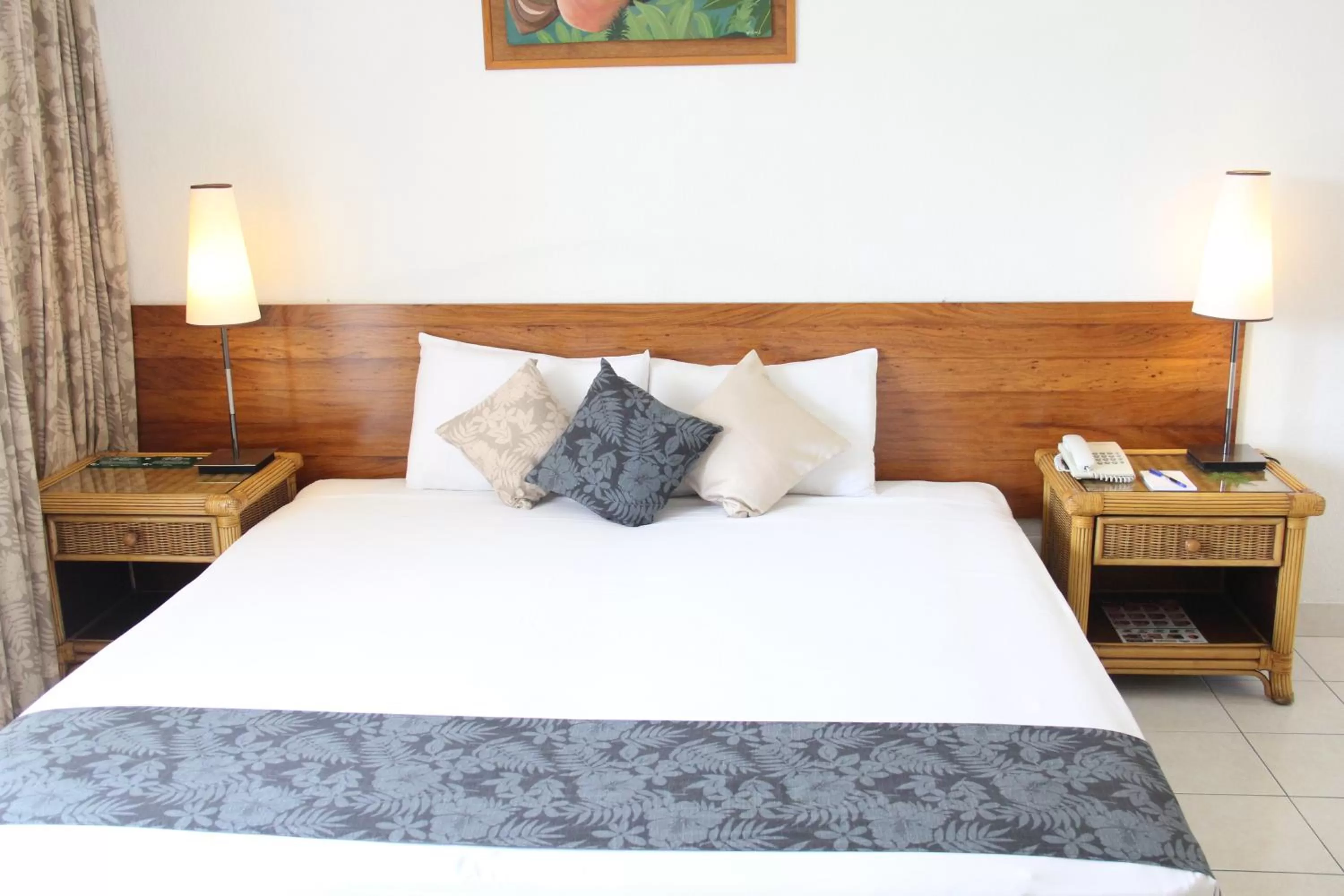 Bed in The Melanesian Port Vila