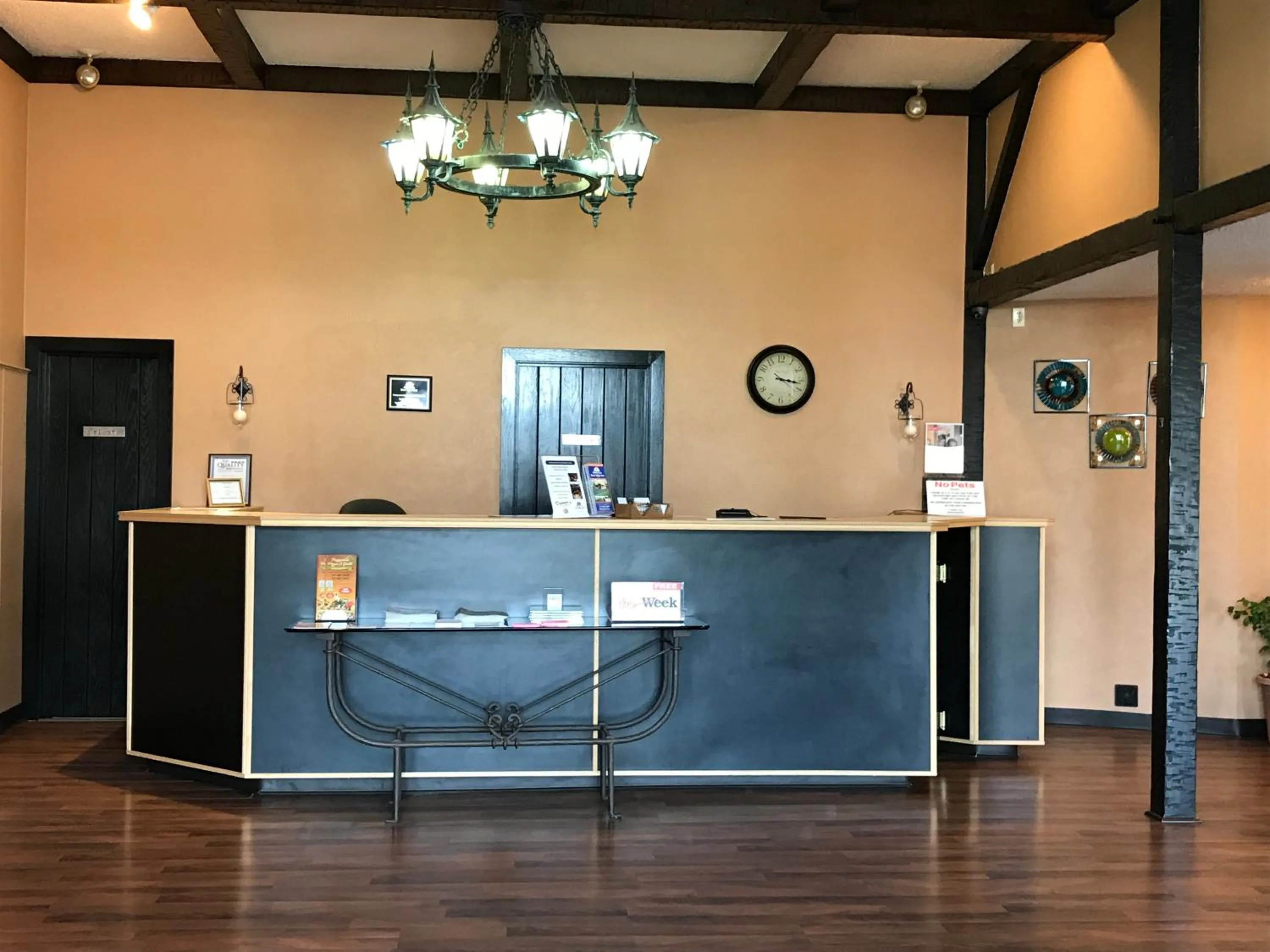 Lobby or reception in Soudersburg Inn & Suites Lancaster