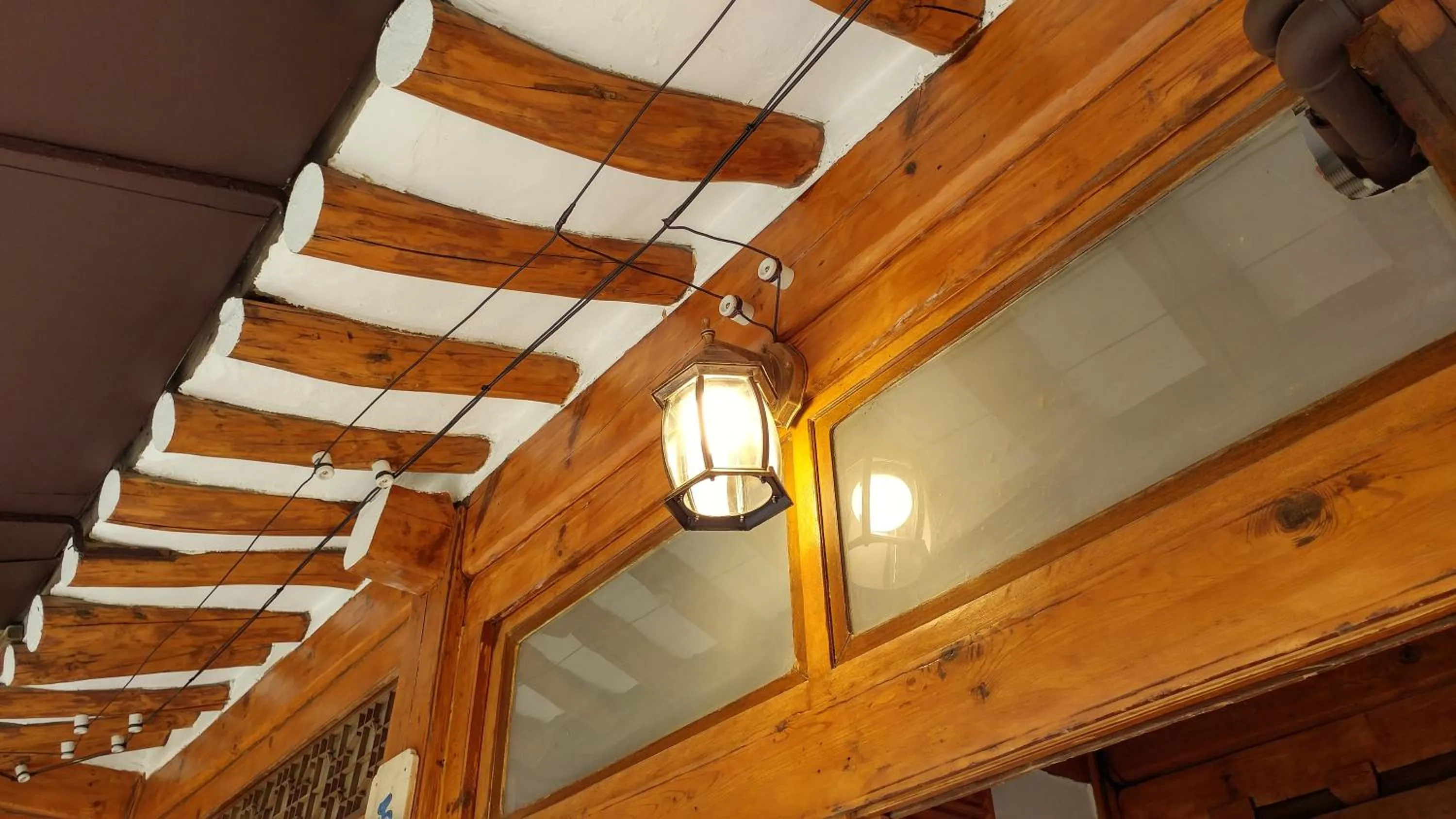 Decorative detail in Sophia Hanok Guesthouse