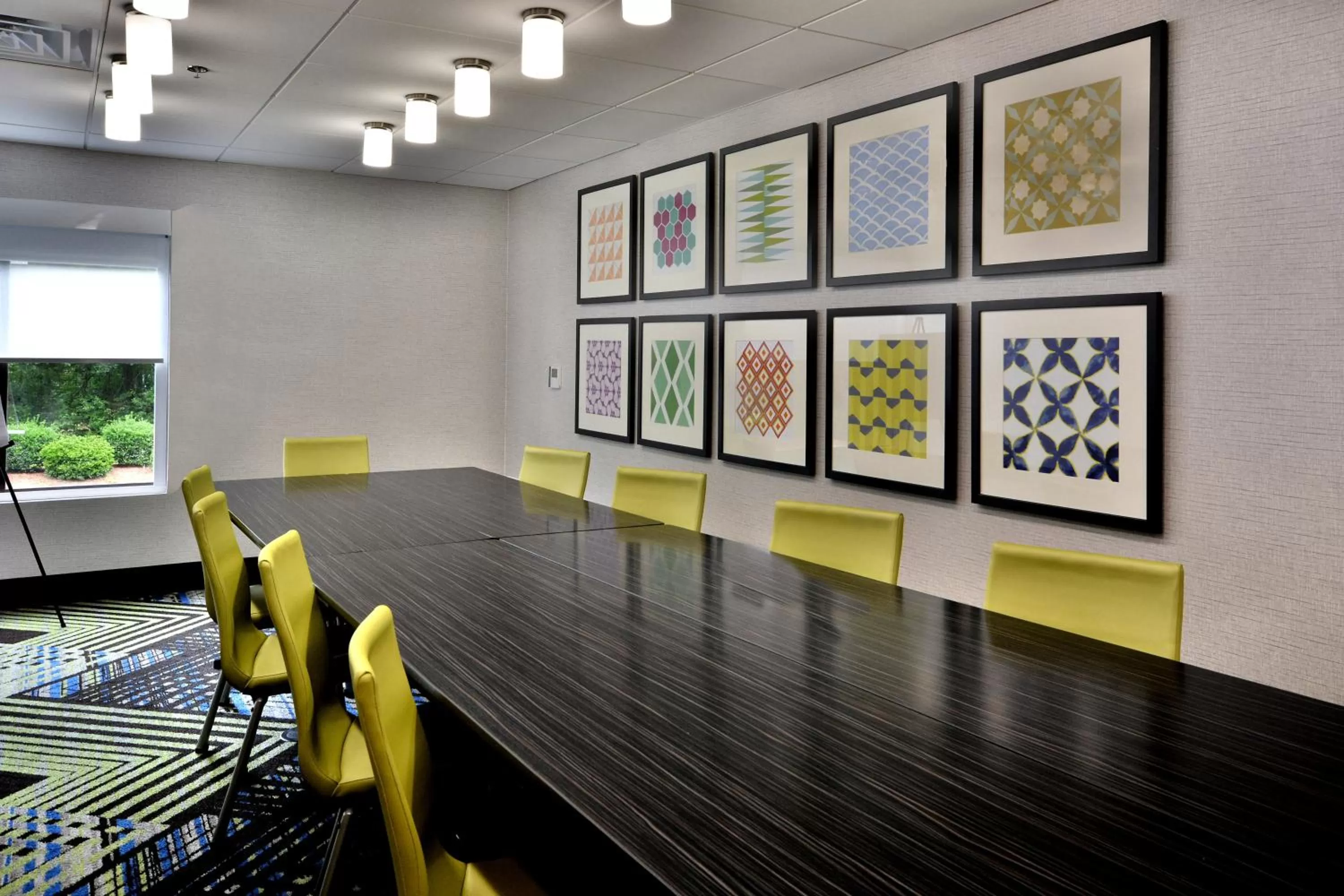 Meeting/conference room in Holiday Inn Express Raleigh-Durham Airport by IHG