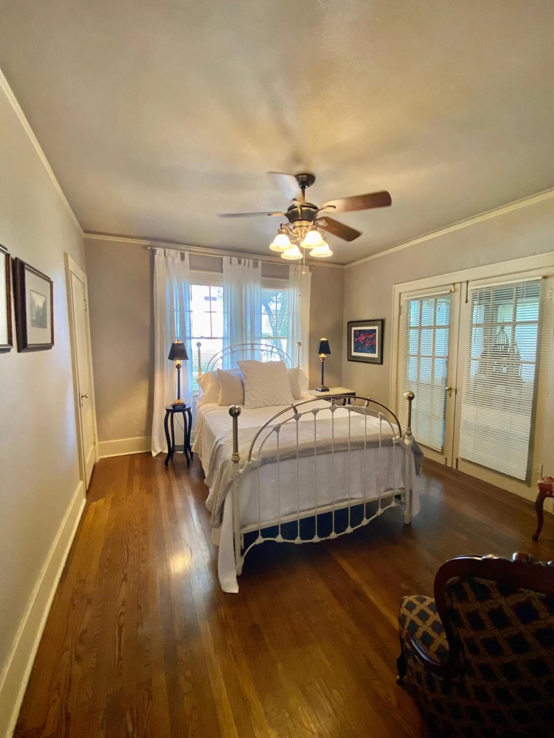 Bedroom, Bed in The Empress of Little Rock