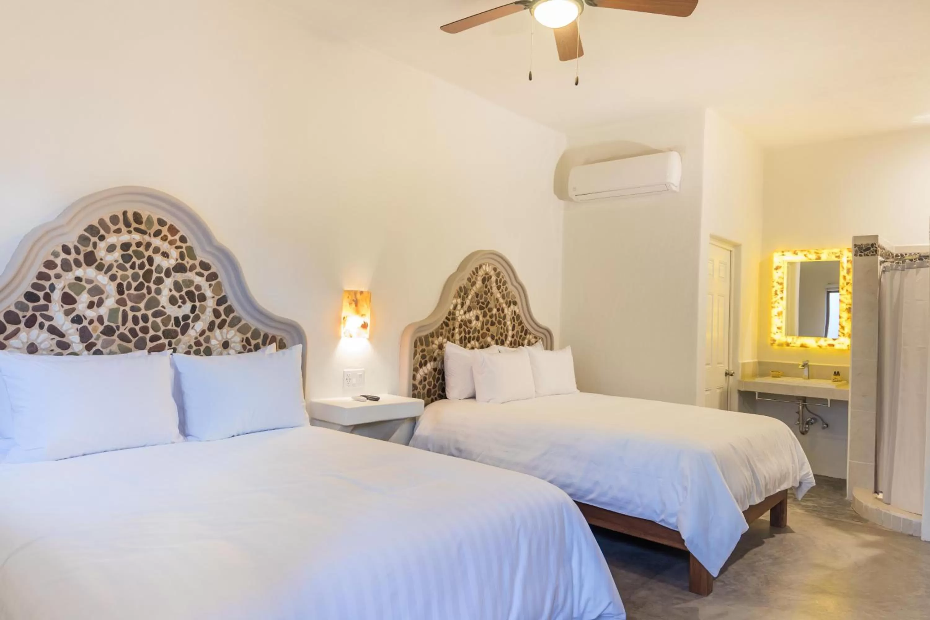 Bed in Paraiso Azul Hotel