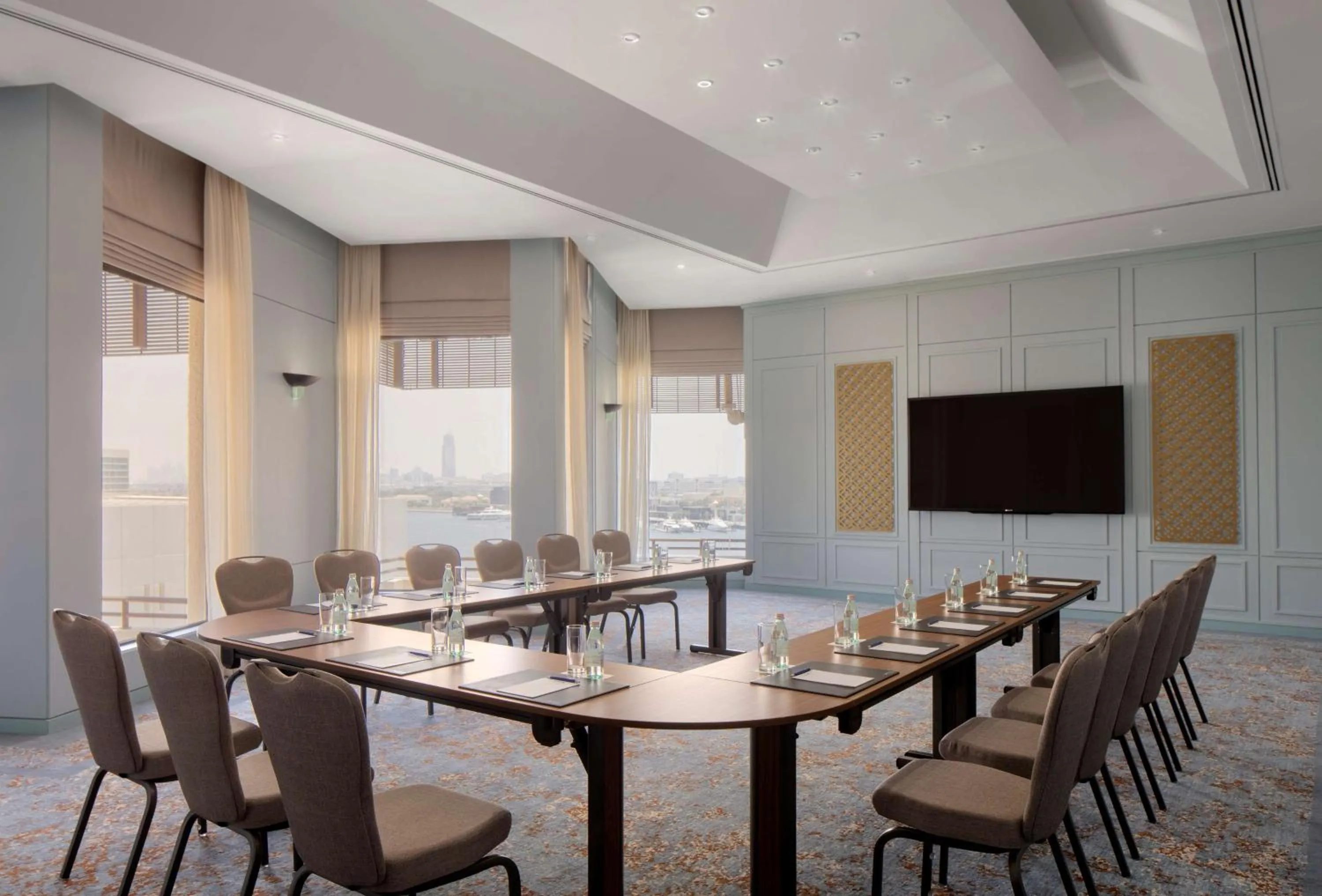 Meeting/conference room in Radisson Blu Hotel, Dubai Deira Creek