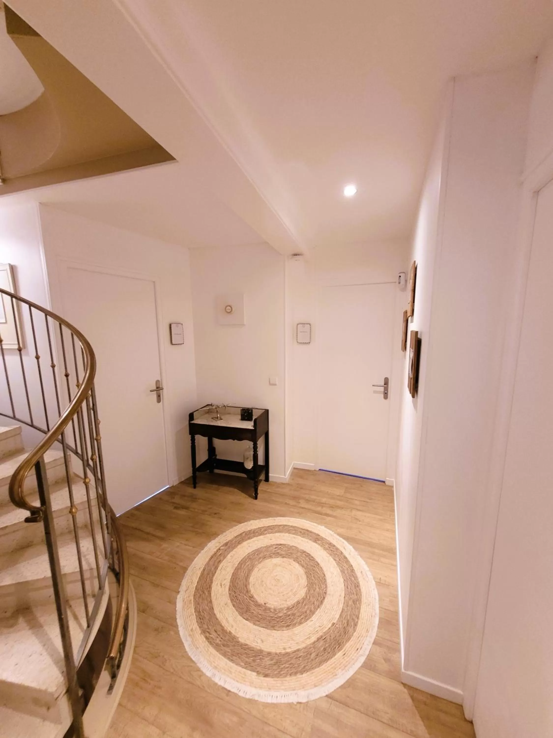 Seating Area in La maison père camembert