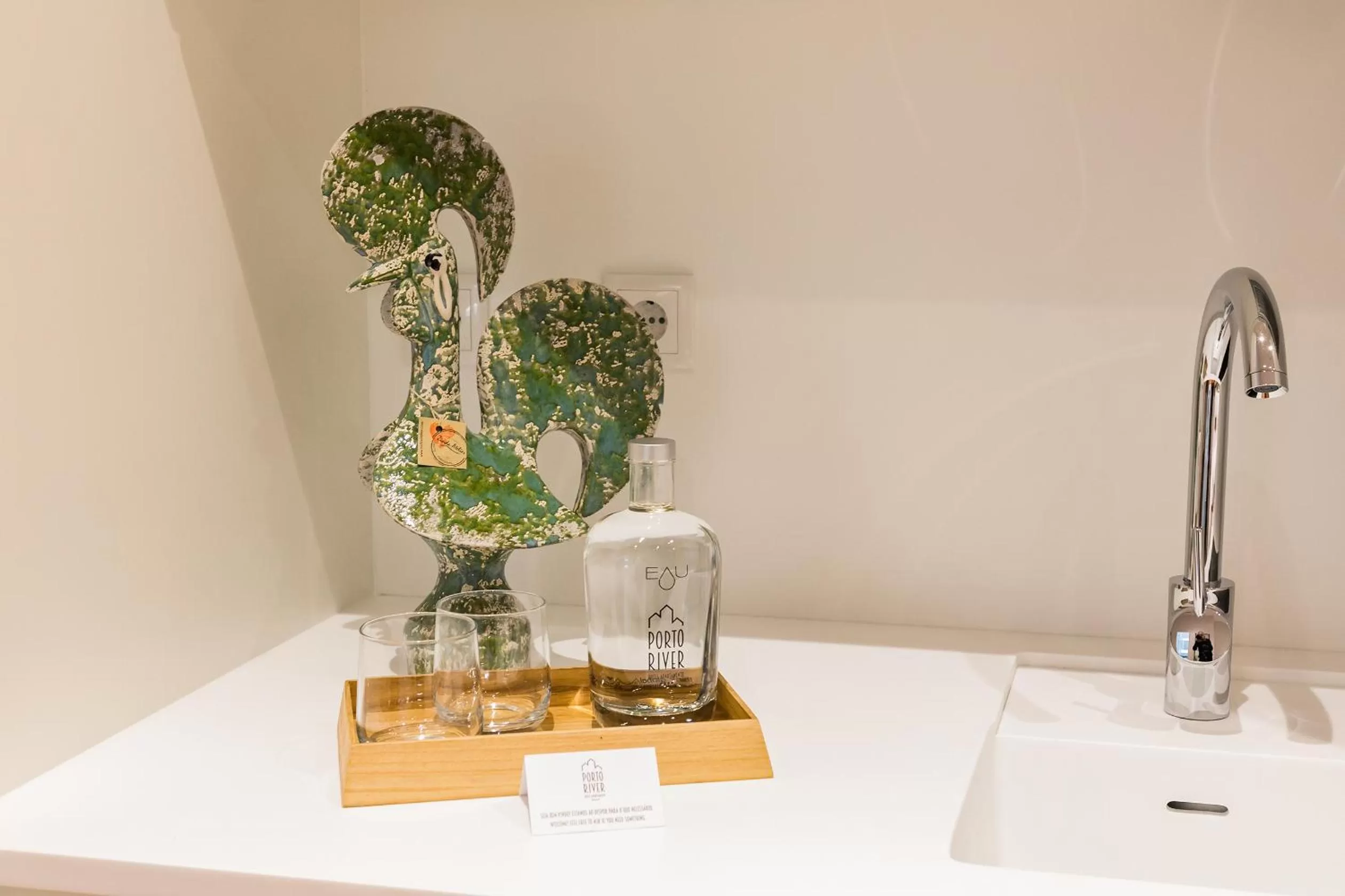 Drinks in Porto River Infante