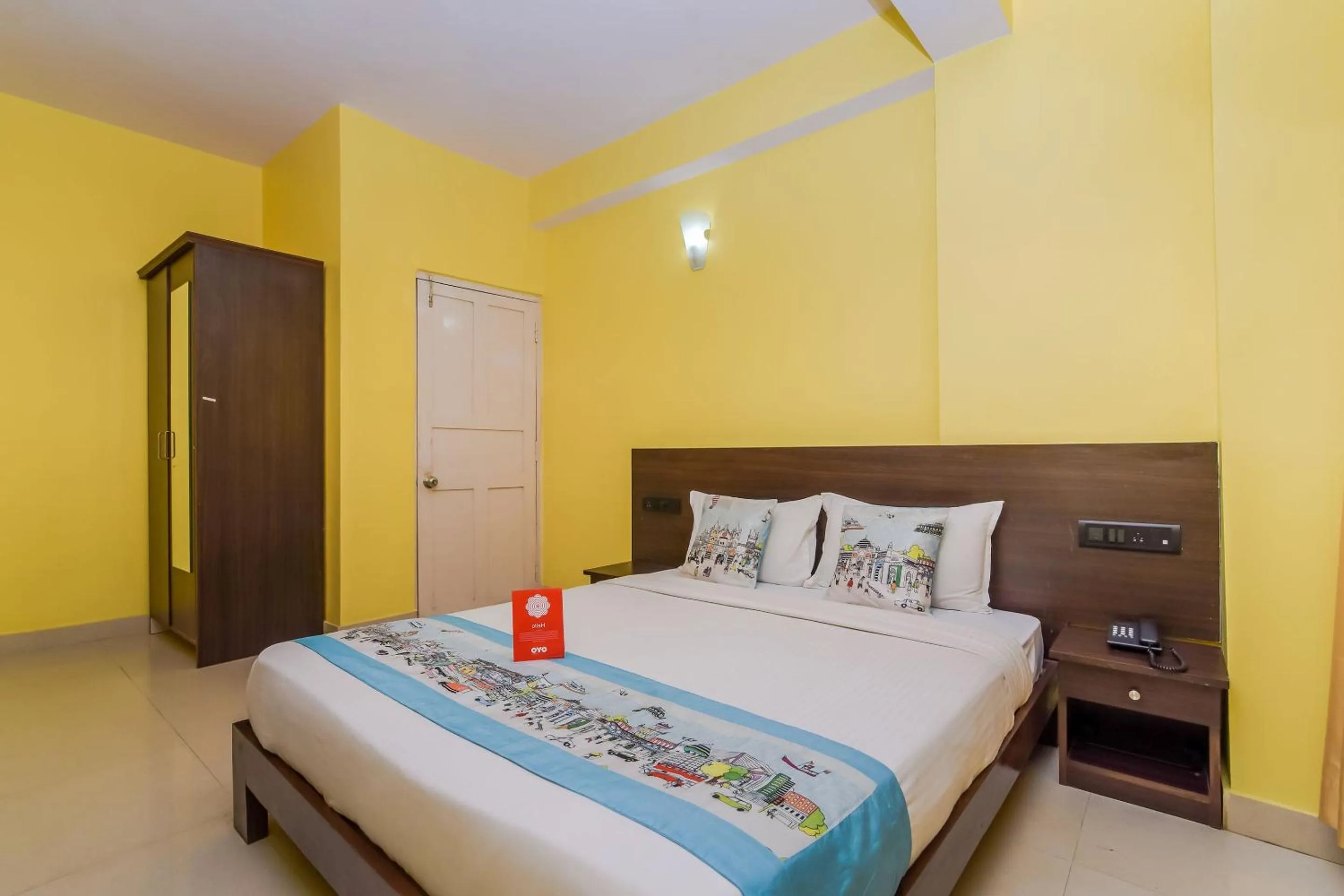 Bedroom, Bed in OYO 4195 Clausil Inn