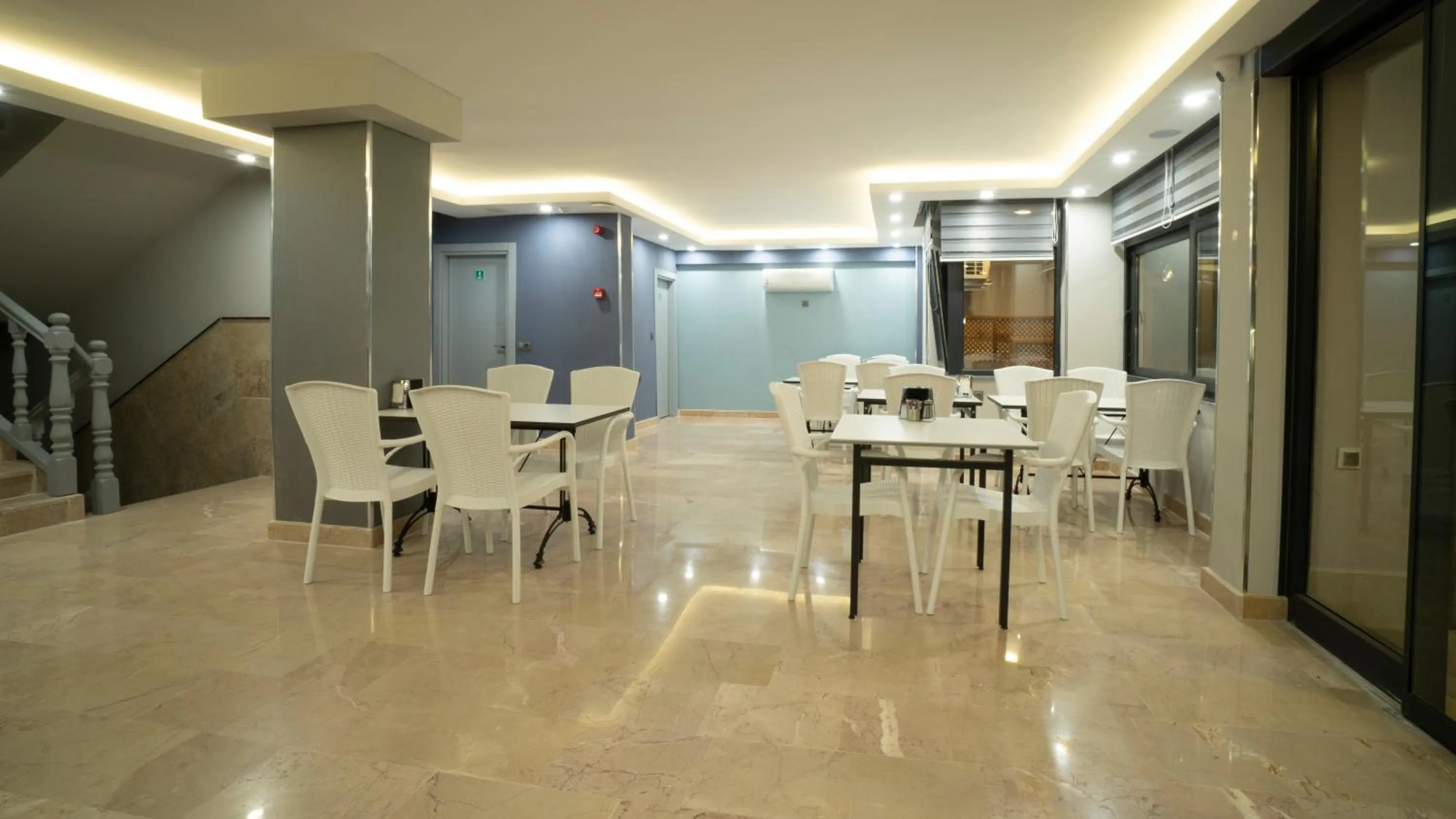 Seating area in OPERA Hotel Antalya