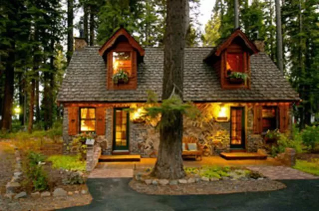 Facade/entrance in Cottage Inn At Lake Tahoe