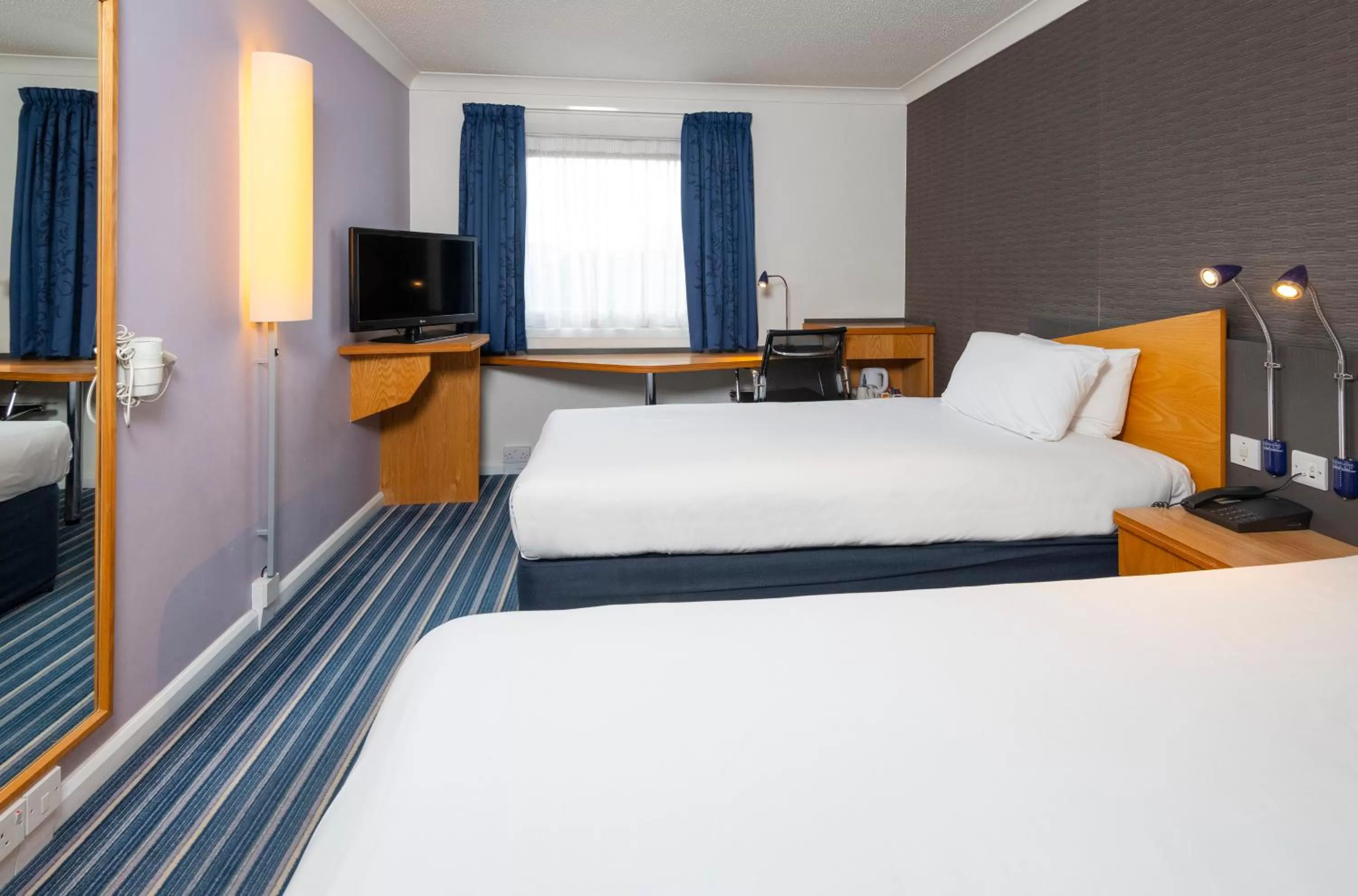 Twin Room in Holiday Inn Express London Chingford, an IHG Hotel
