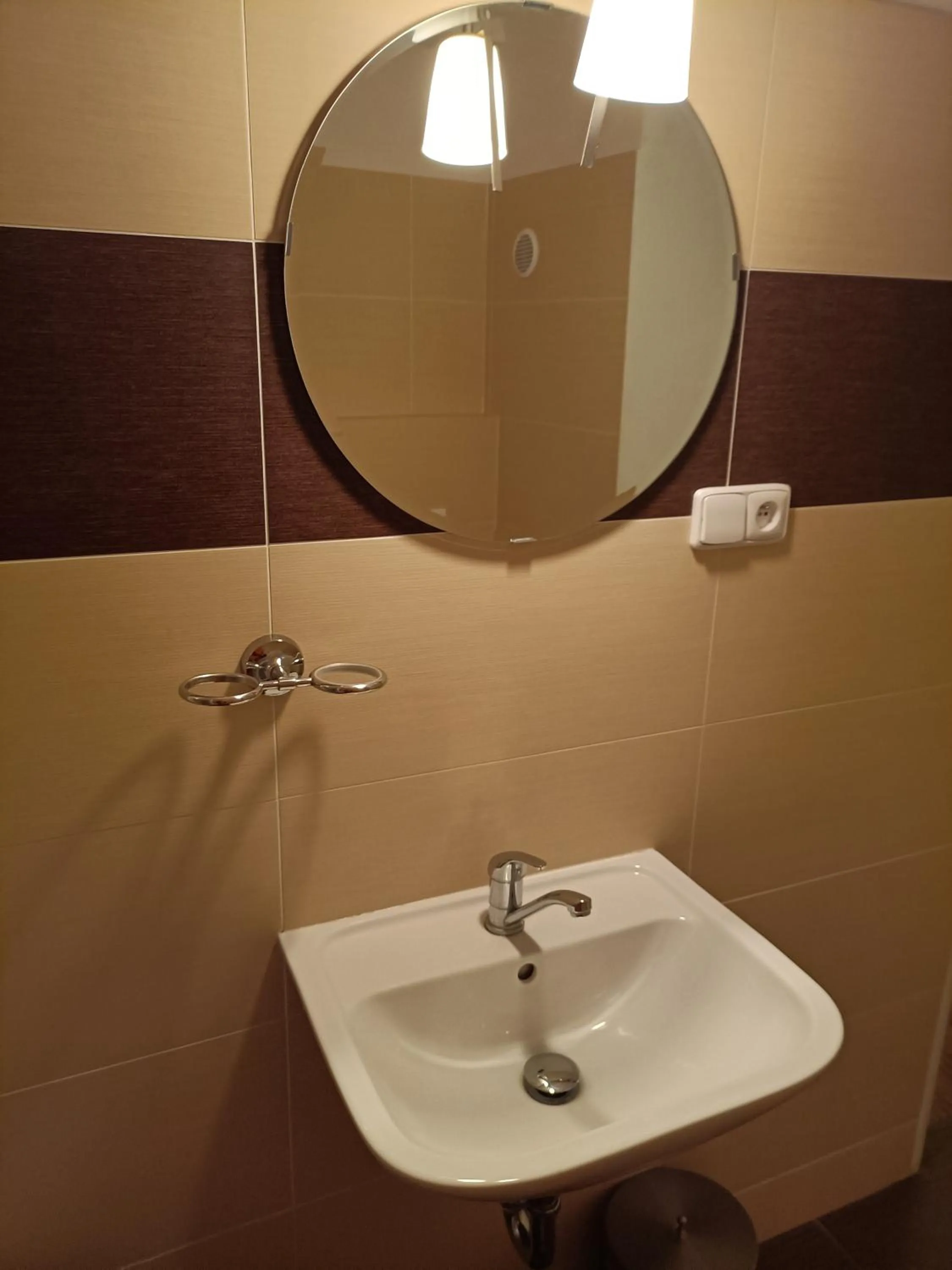 Charles Bridge Hostel & Apartments