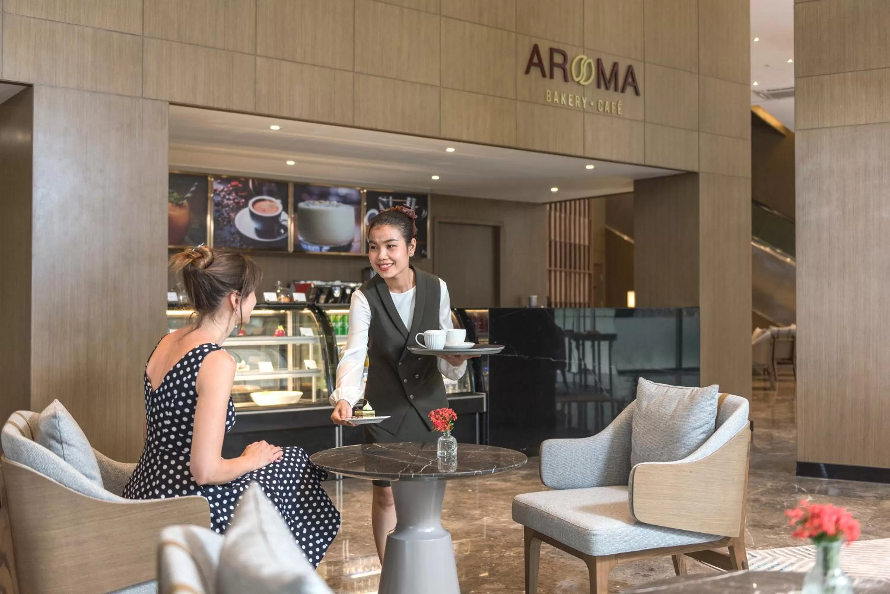 Coffee/tea facilities in Oakwood Premier Phnom Penh