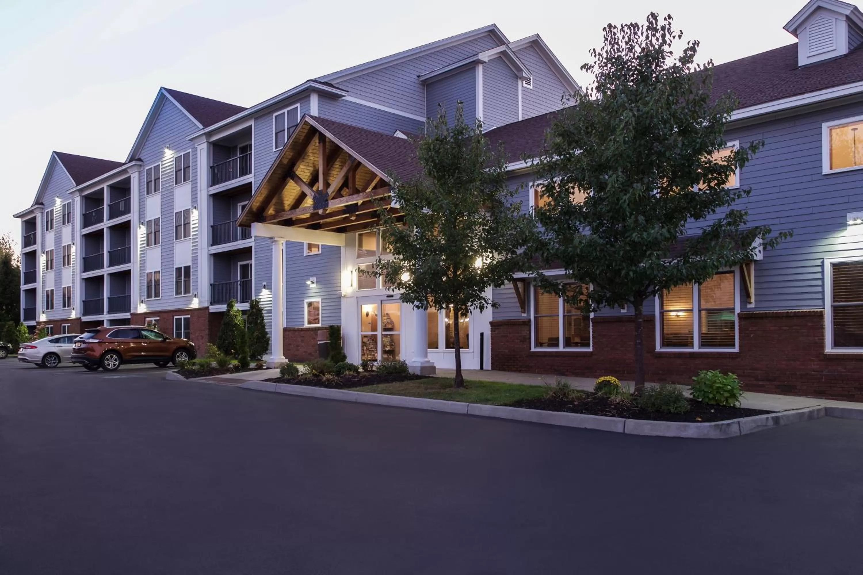 Property building in White River Inn & Suites