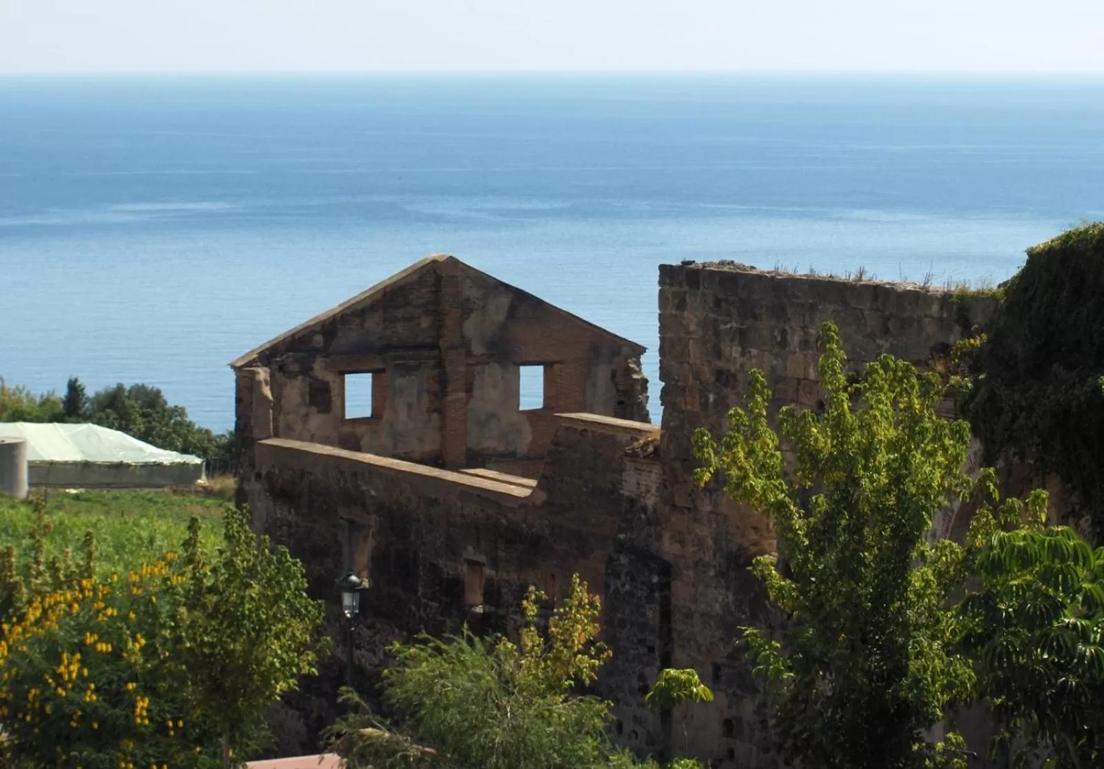 Nearby landmark in Apartahotel Playamaro by Dorobe