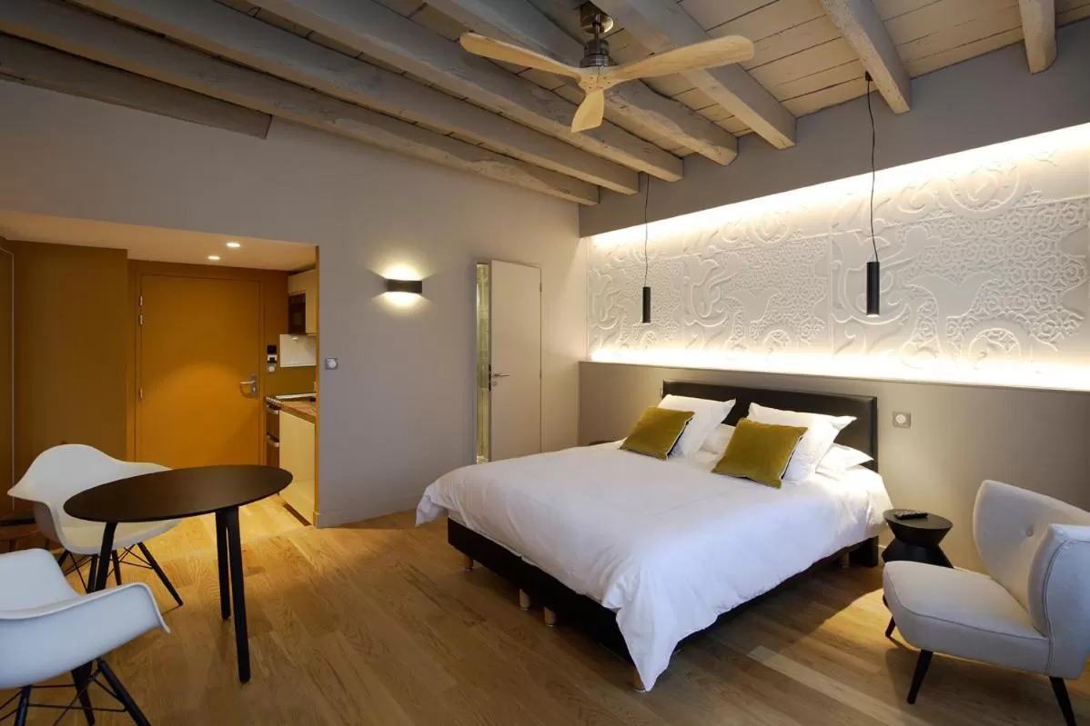 Bed in Les Maisons du Pont - Charme & Caractère