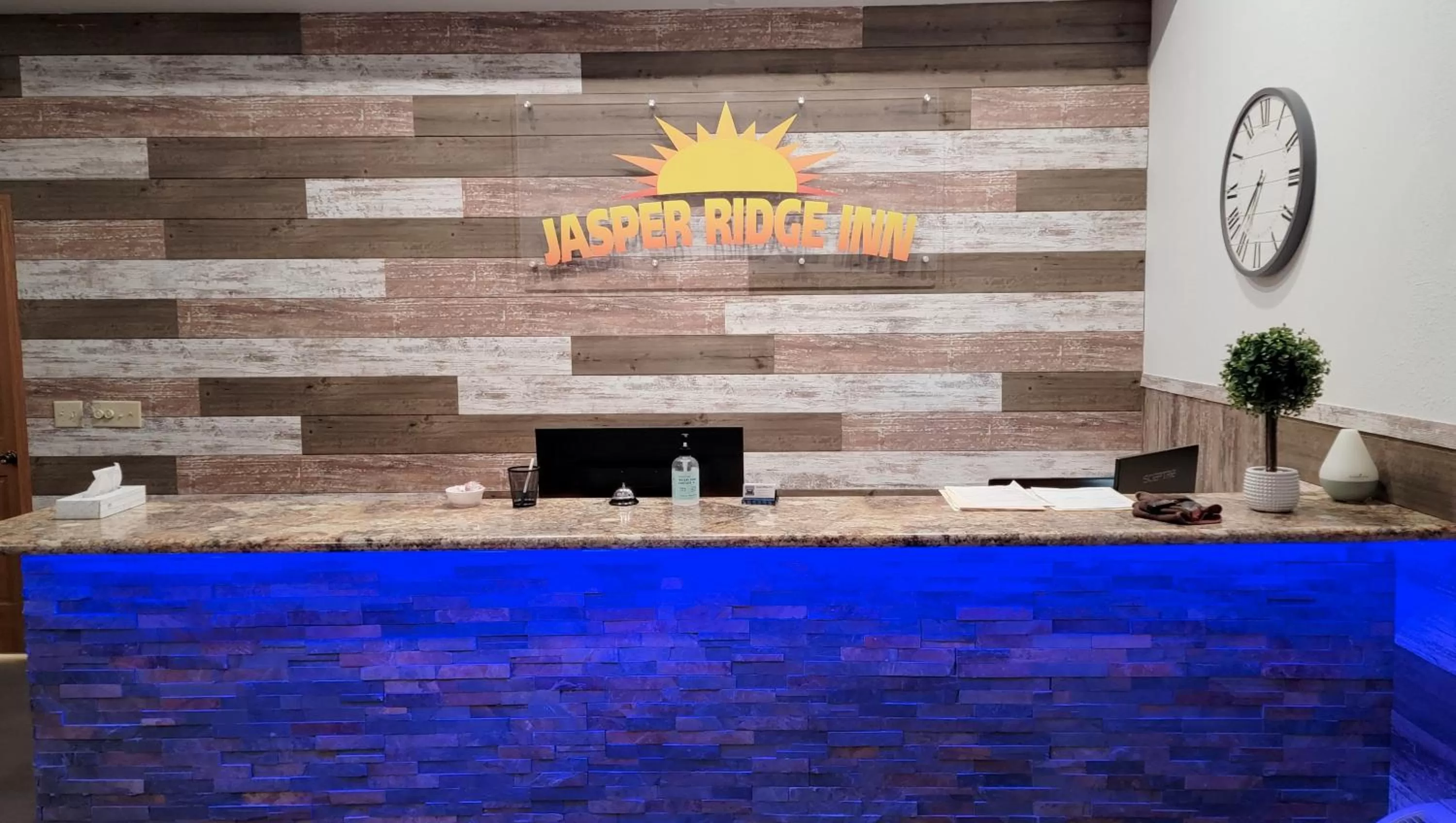 Lobby or reception in Jasper Ridge Inn Ishpeming