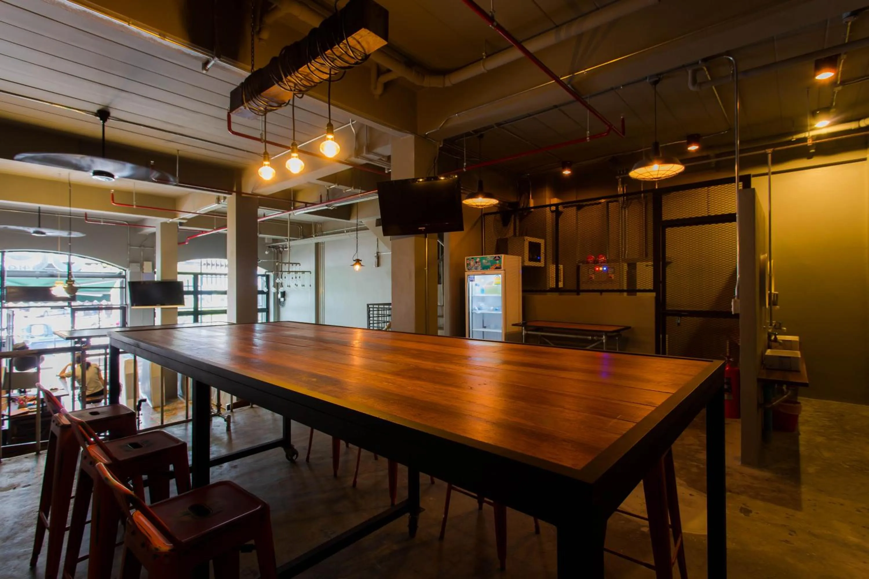 Restaurant/places to eat in Bloo Hostel