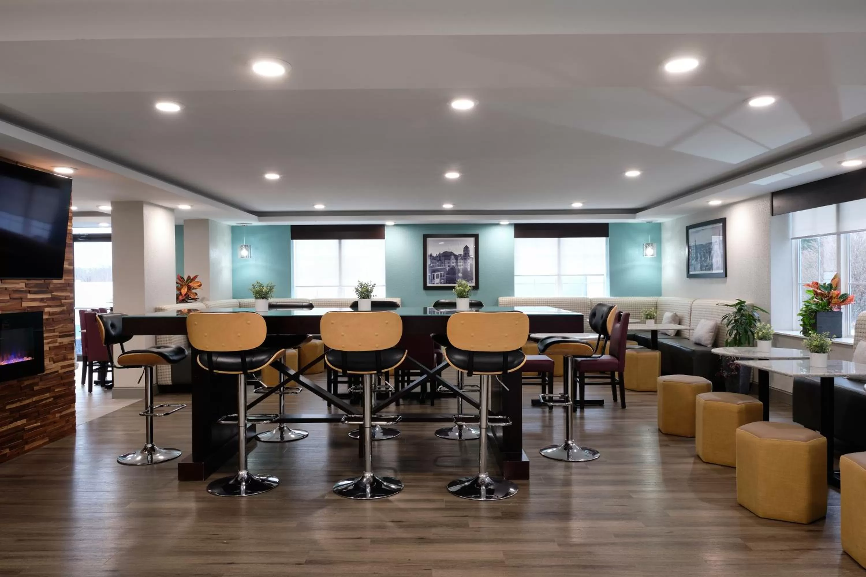 Breakfast in Comfort Inn & Suites Pottstown Eastern Gateway