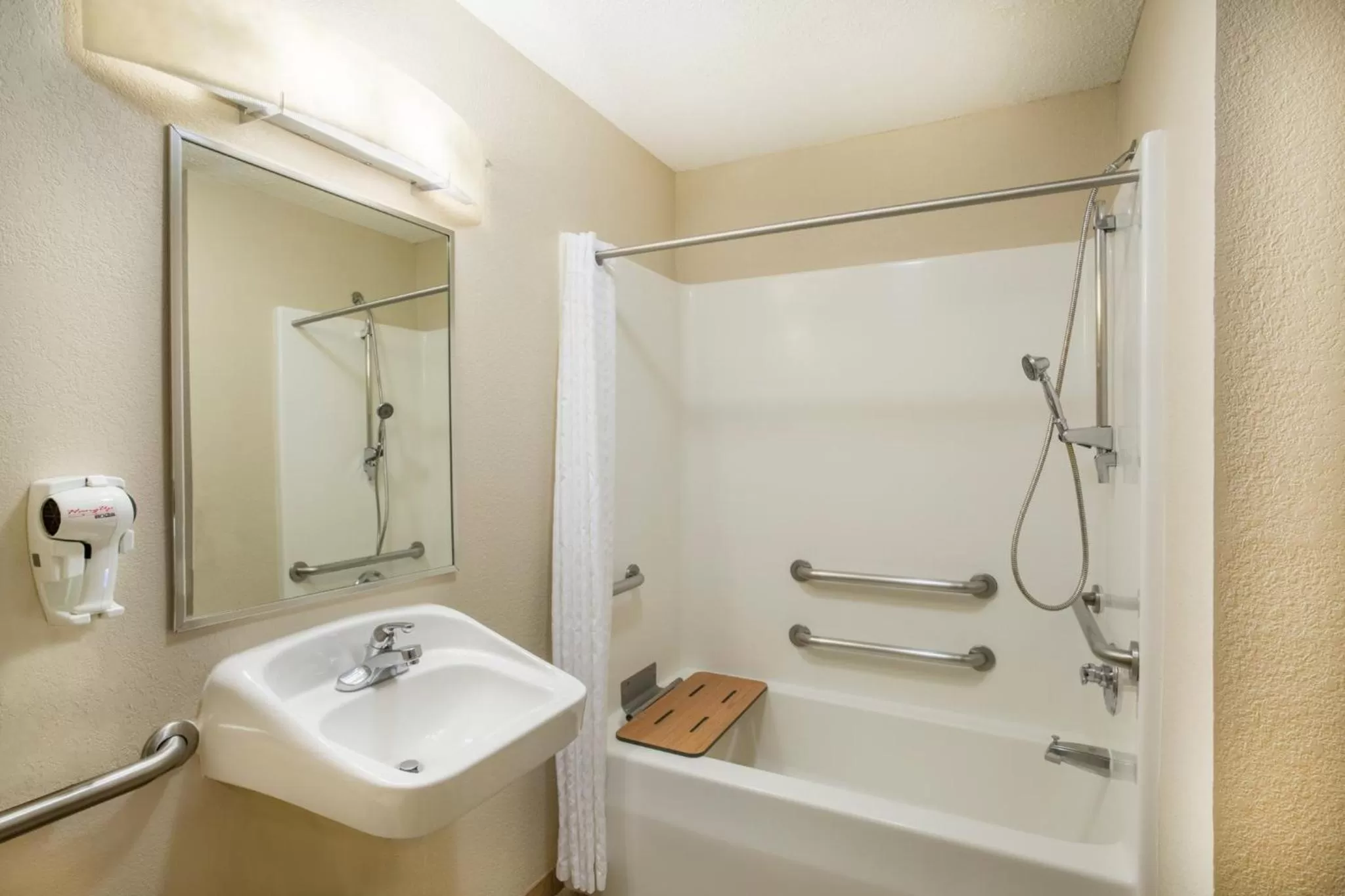 Bathroom in Candlewood Suites Nogales by IHG