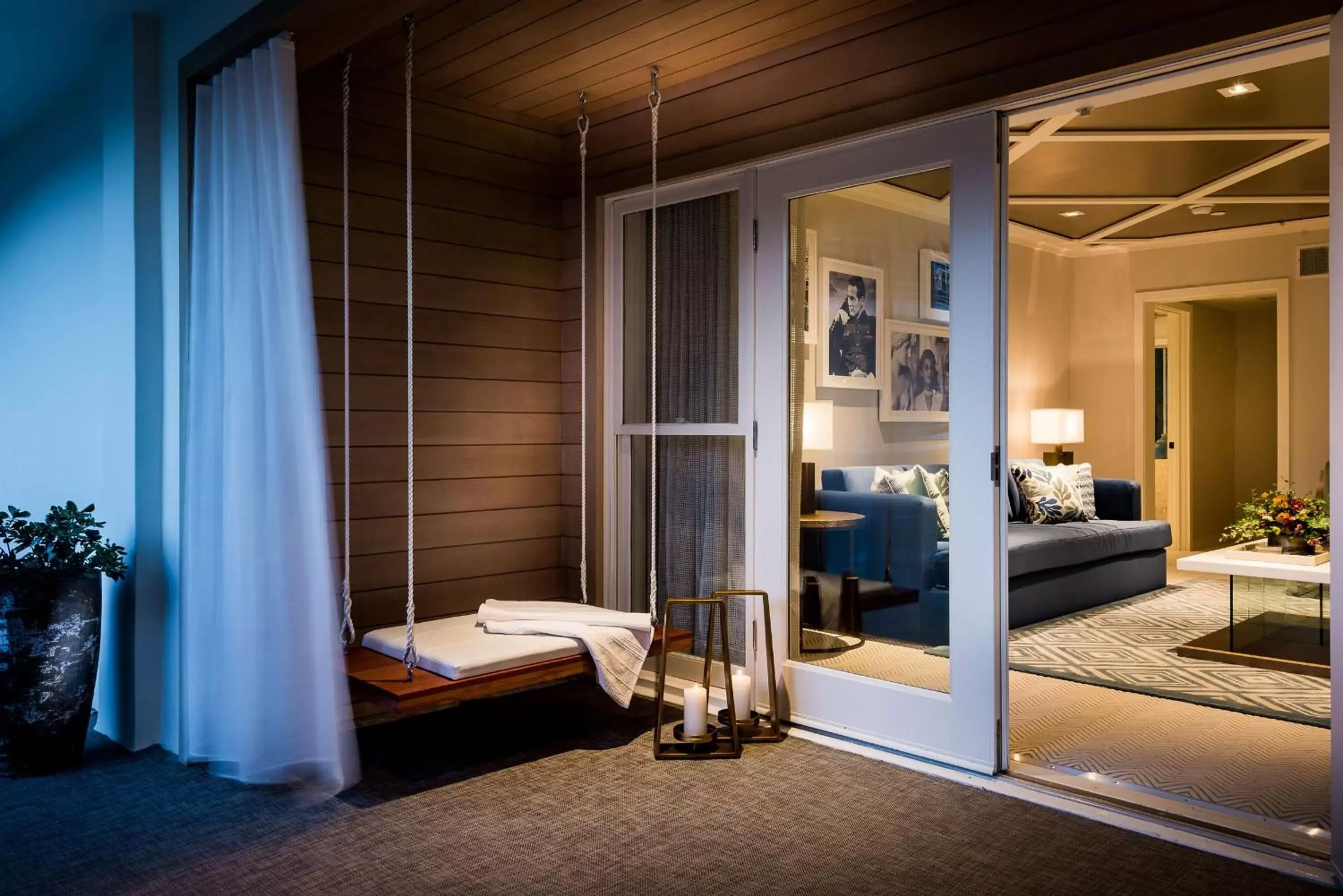 One-Bedroom Penthouse Lanai Suite in Oceana Santa Monica, LXR Hotels & Resorts One-Bedroom Penthouse Lanai Suite in Oceana Santa Monica, LXR Hotels & Resorts