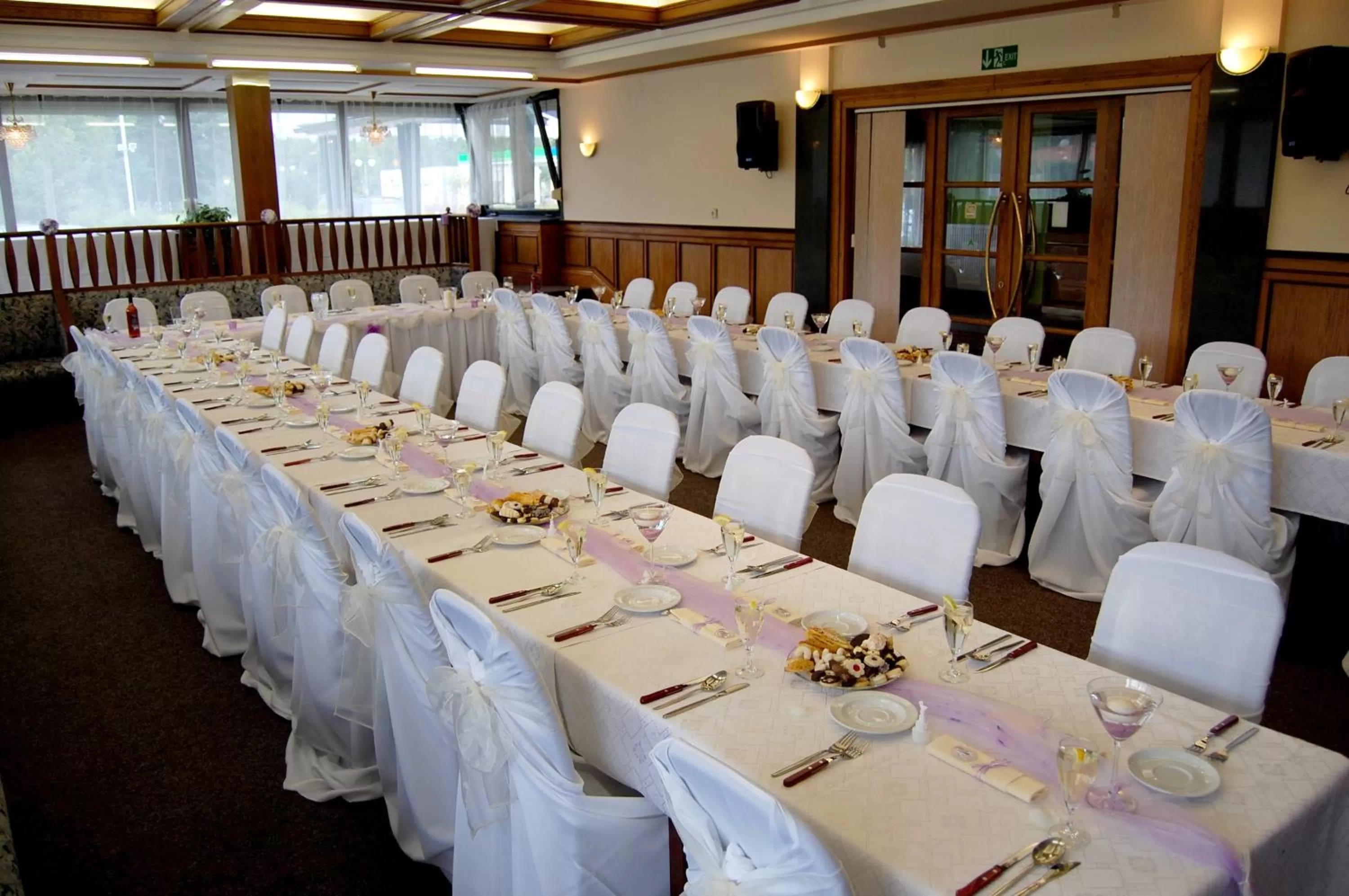 Restaurant/places to eat, Banquet Facilities in Hotel Sloup